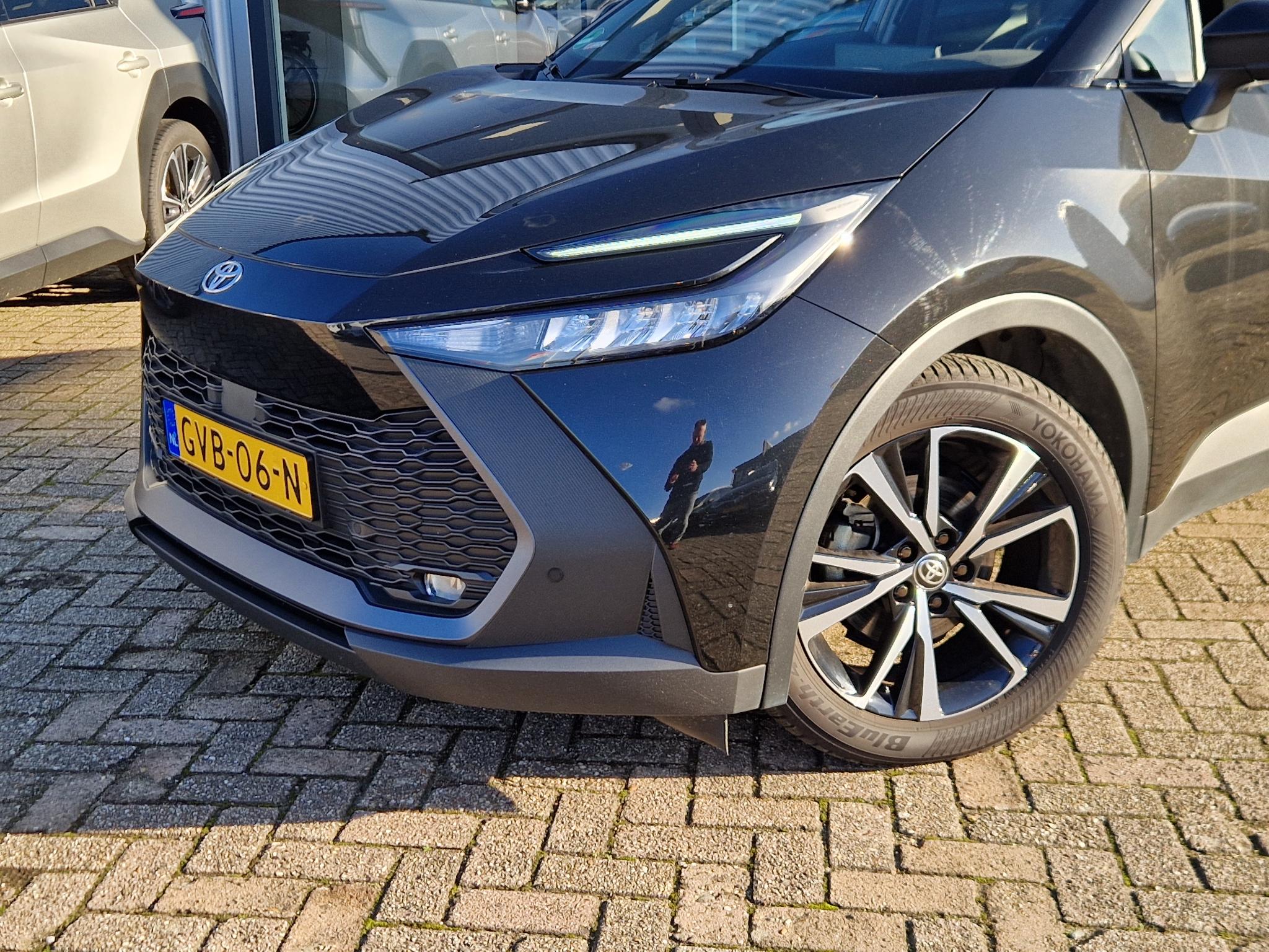 Foto van Toyota Toyota C-hr