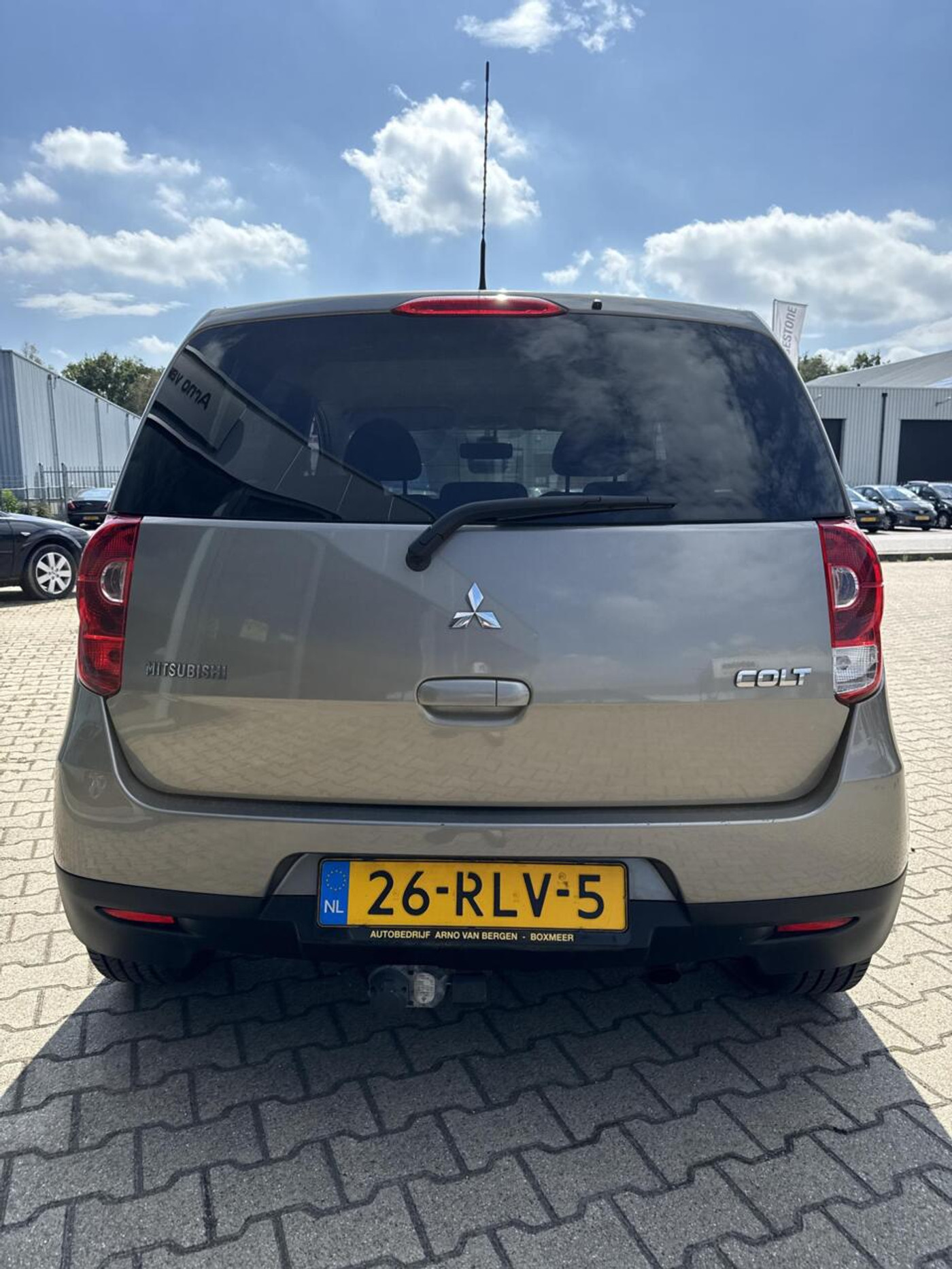 Foto van Mitsubishi Mitsubishi Colt