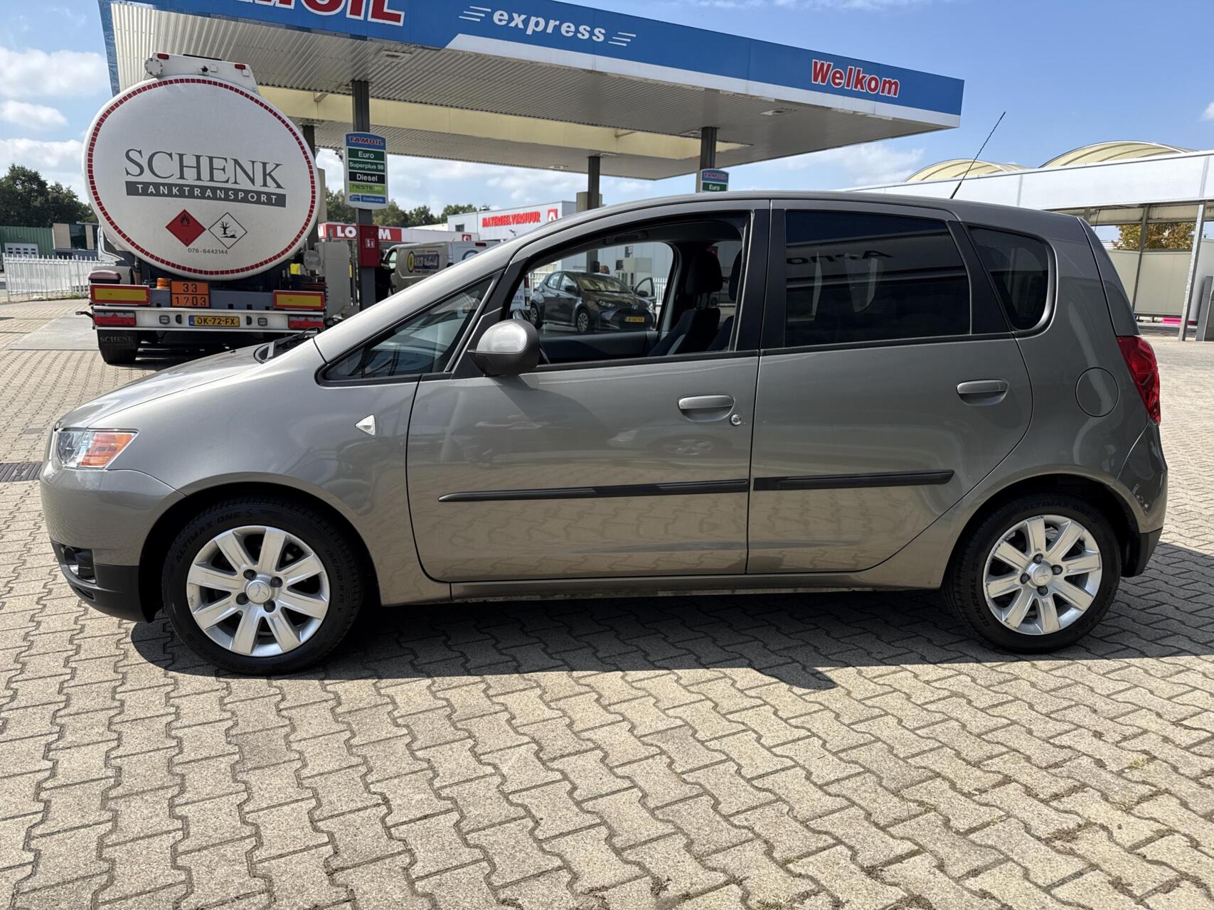 Foto van Mitsubishi Mitsubishi Colt