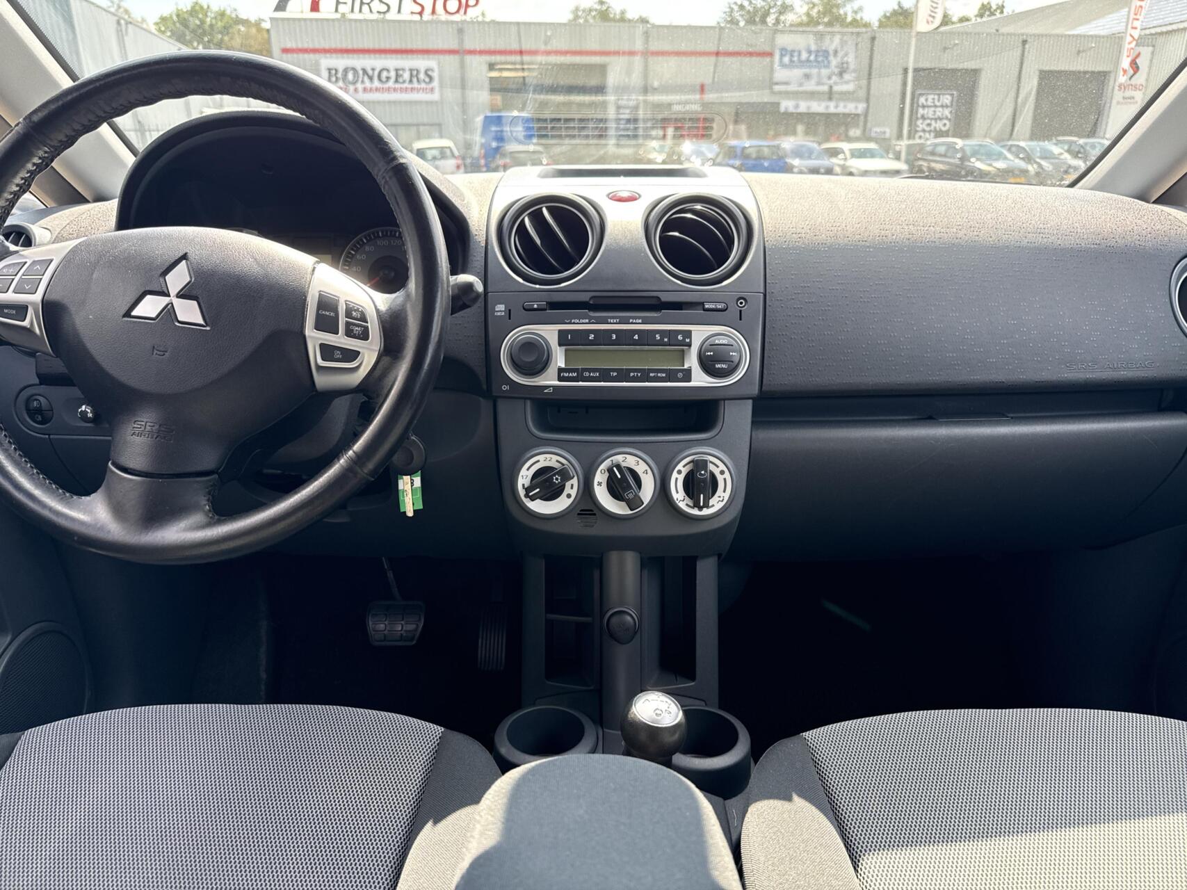 Foto van Mitsubishi Mitsubishi Colt