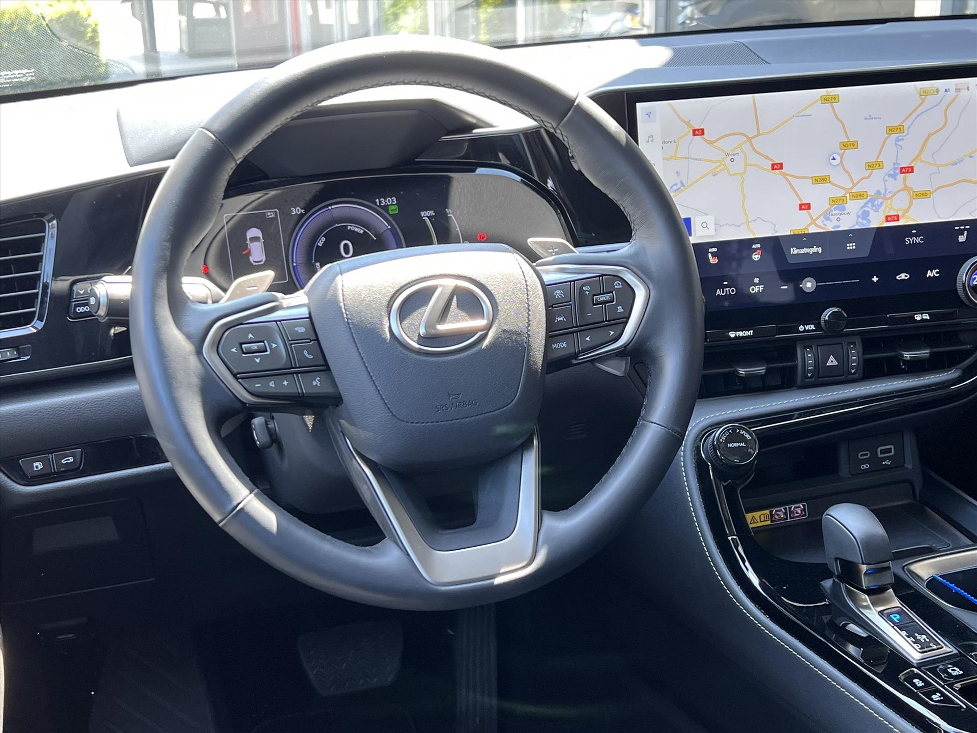 Foto van Lexus Lexus Nx450h+