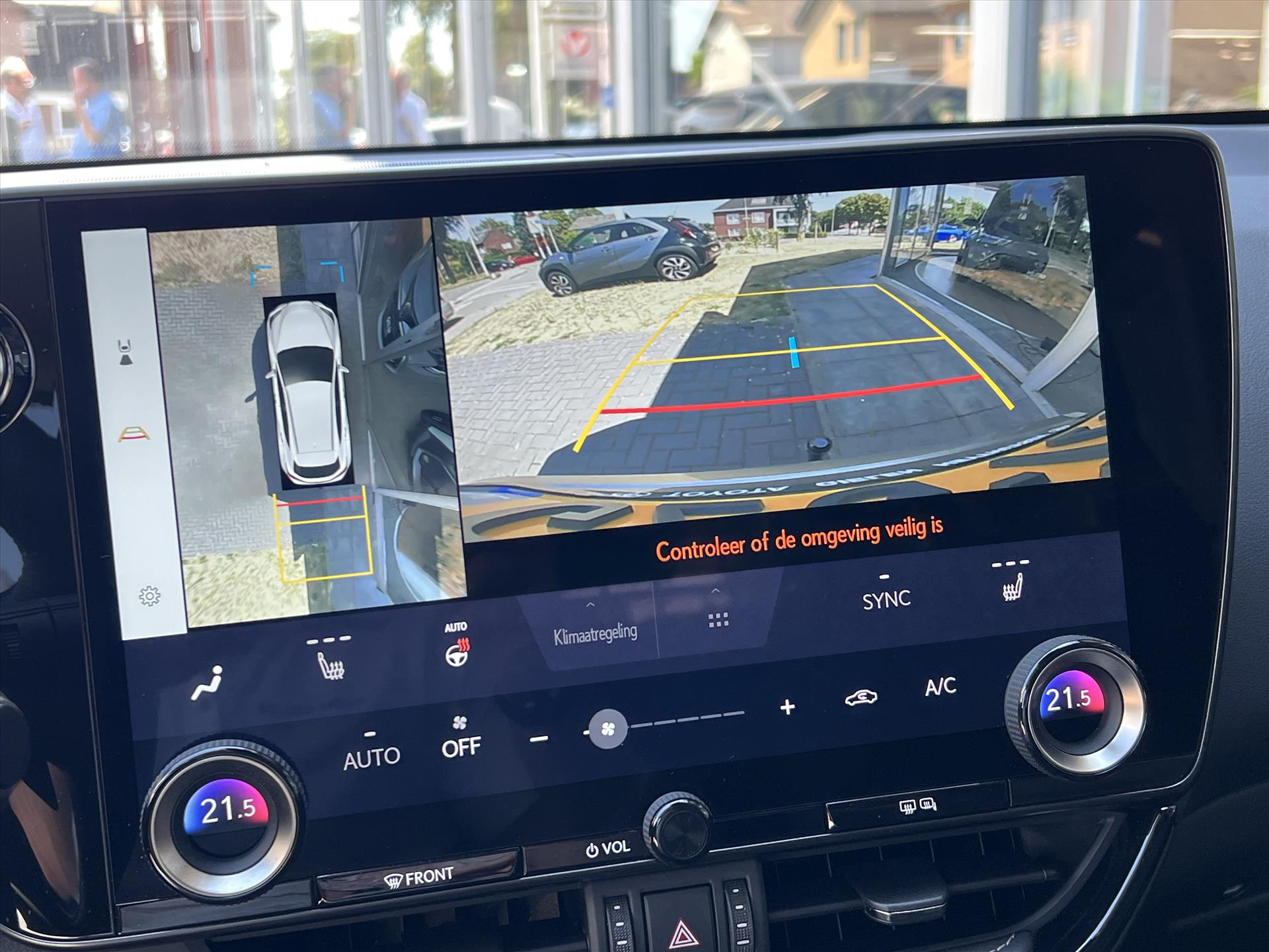 Foto van Lexus Lexus Nx450h+