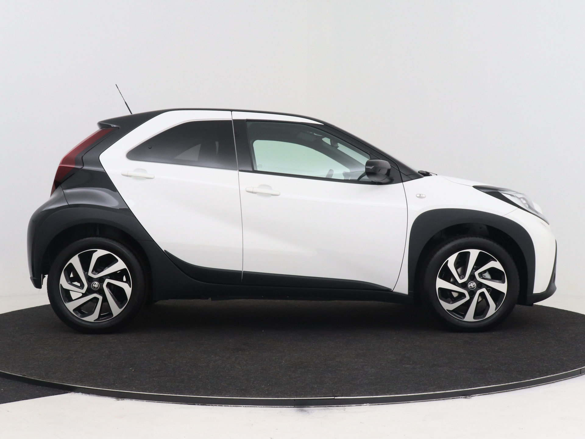 Foto van Toyota Toyota Aygo X