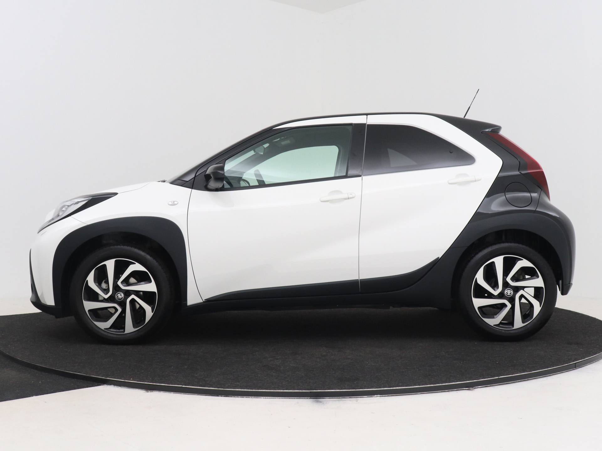 Foto van Toyota Toyota Aygo X