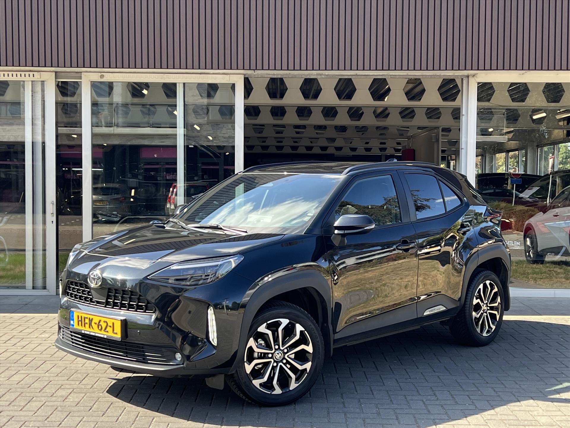 Toyota Toyota Yaris Cross 1.5 Hybrid 130PK Dynamic Plus | Parkeersensoren, Stoel + Stuurverwarming, 17 inch, keyless, Groot scherm 2024 - voorkant