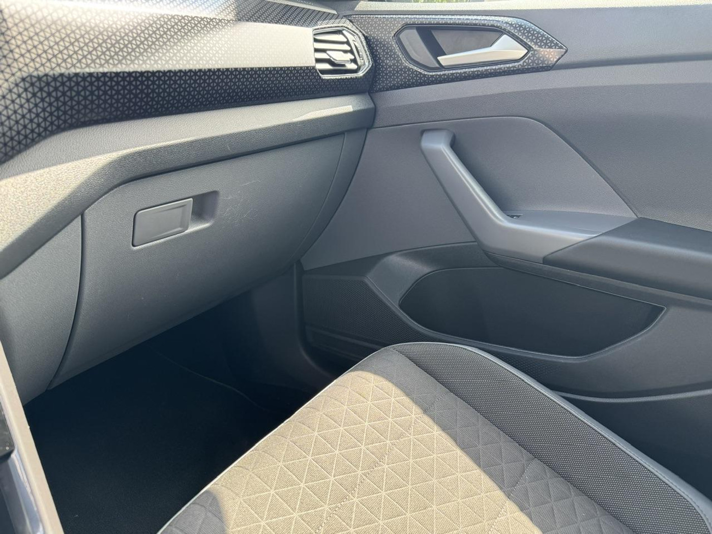 Foto van Volkswagen T-cross