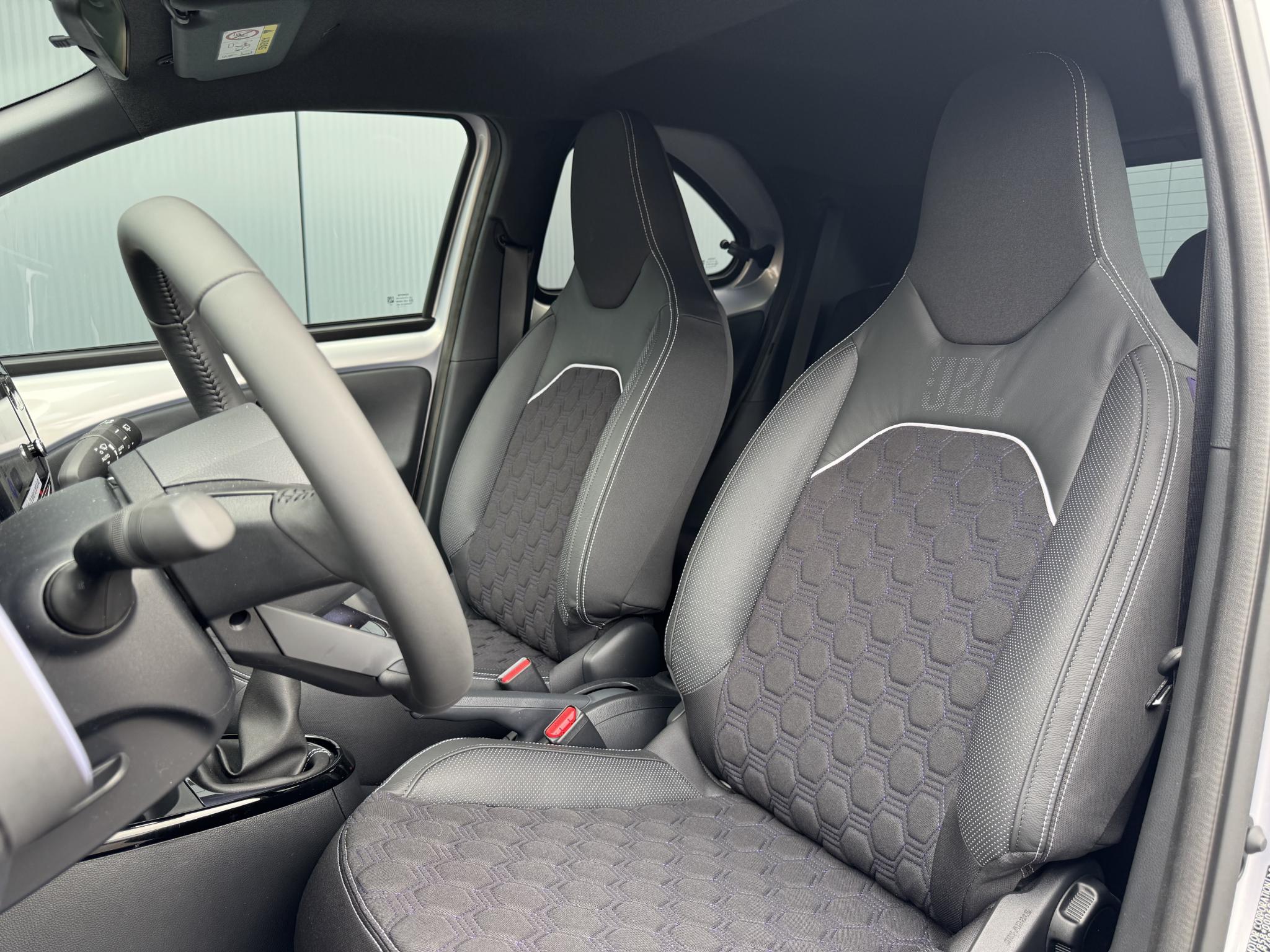 Foto van Toyota Toyota Aygo X