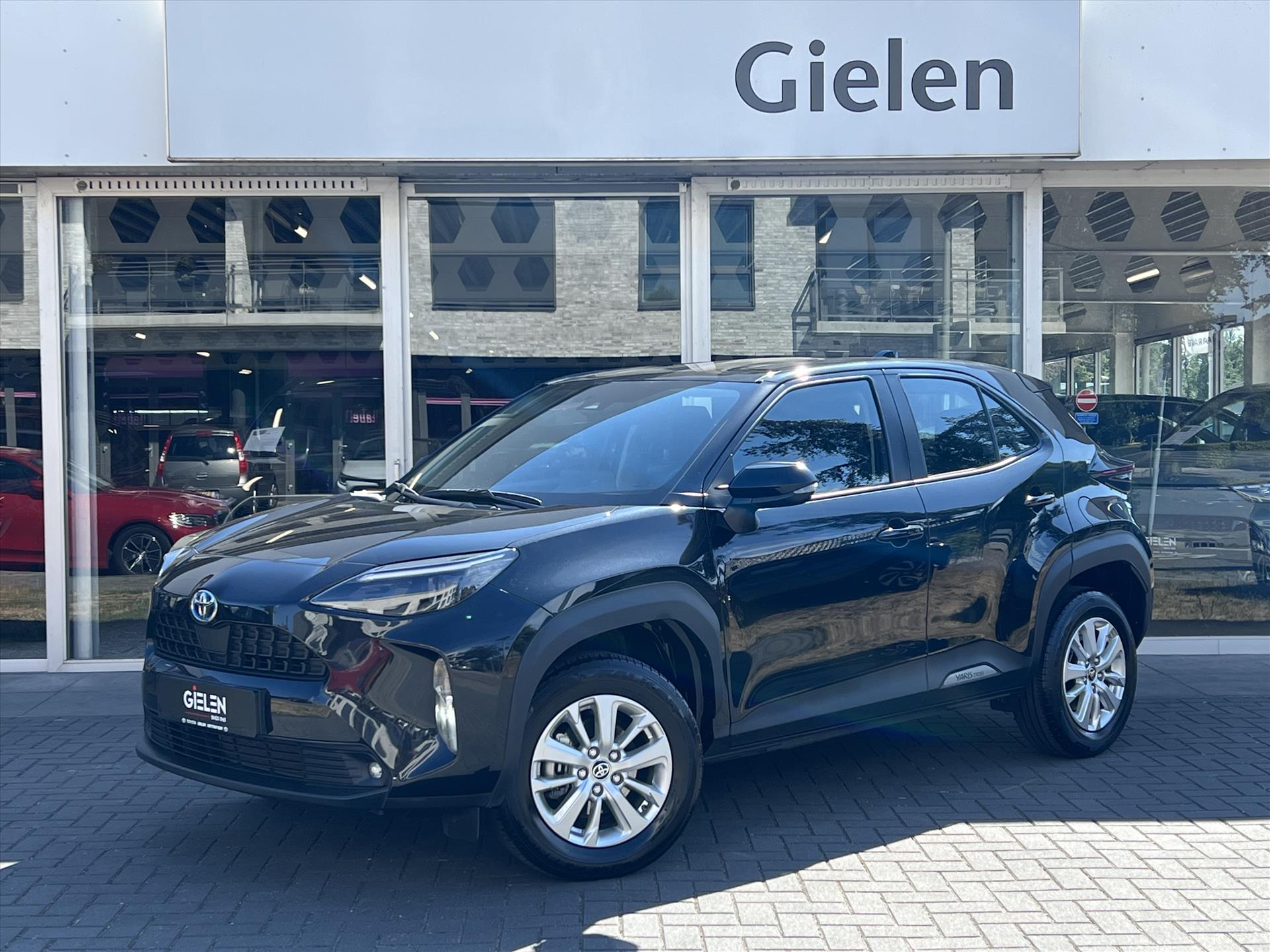 Toyota Toyota Yaris Cross 1.5 Hybrid Active | Lichtmetalen velgen, Apple CarPlay/Android Auto, Parkeercamera, Adaptive cruise control 2024 - voorkant