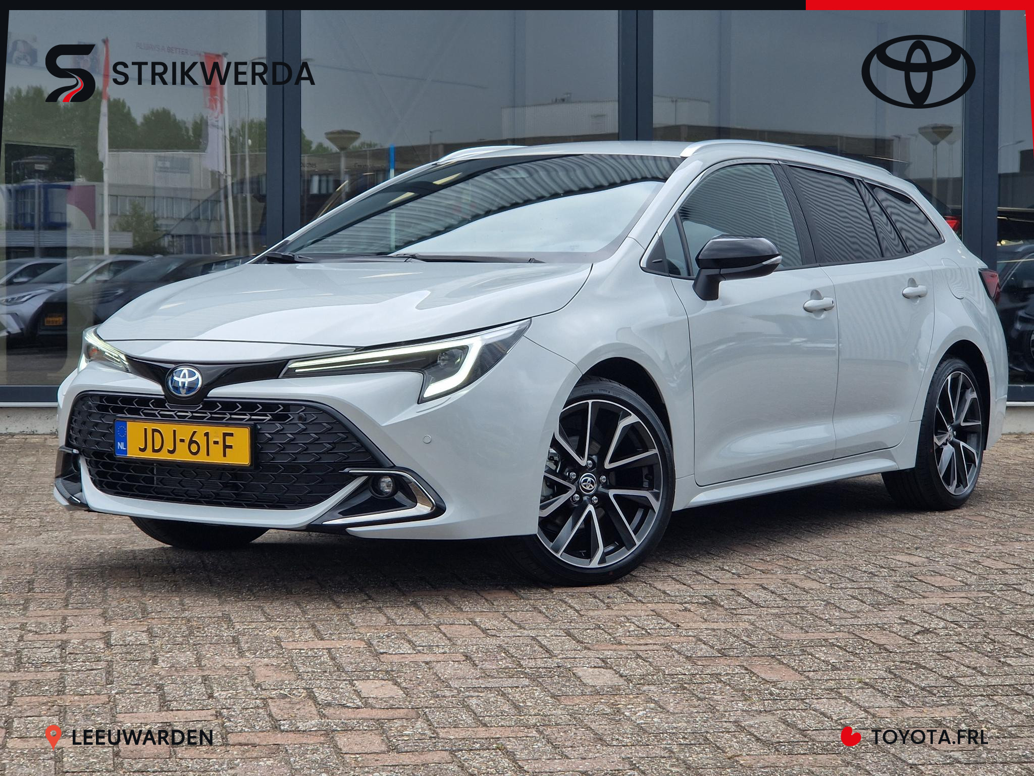 Toyota Toyota Corolla Hybrid 140 Executive 2025 - voorkant