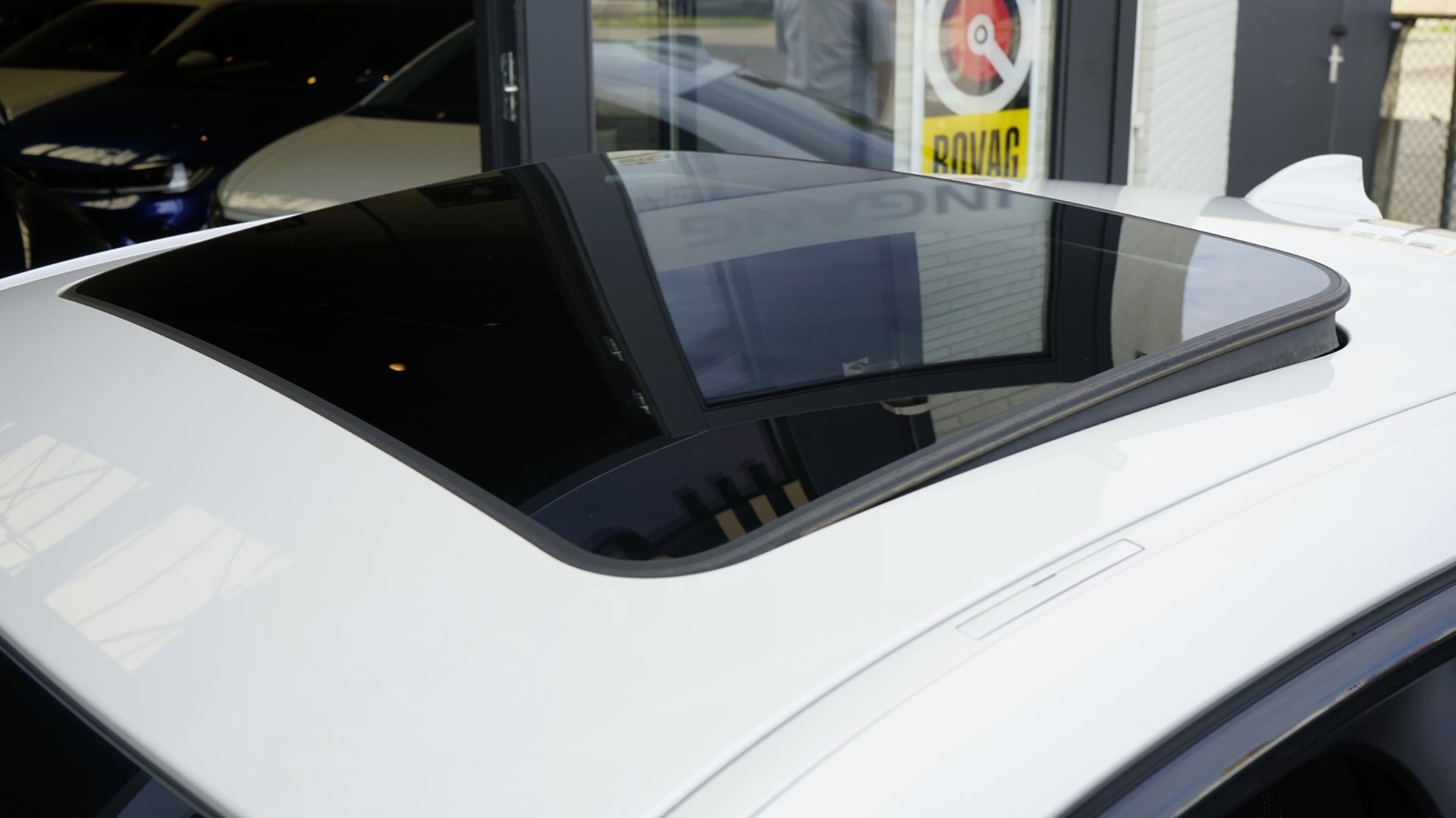 Foto van BMW 330e