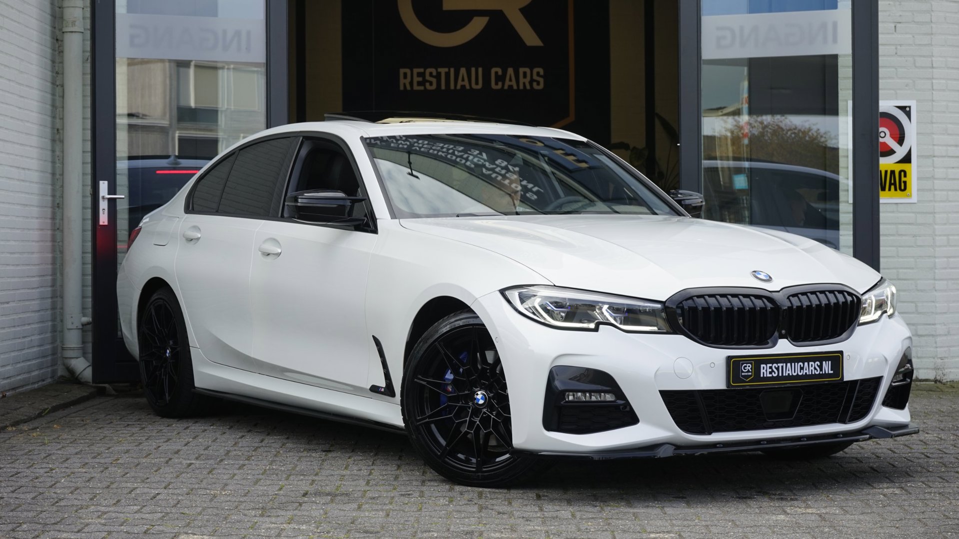 Foto van BMW 330e