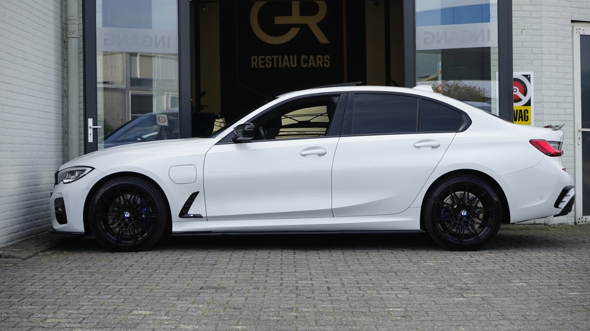 Foto van BMW 330e