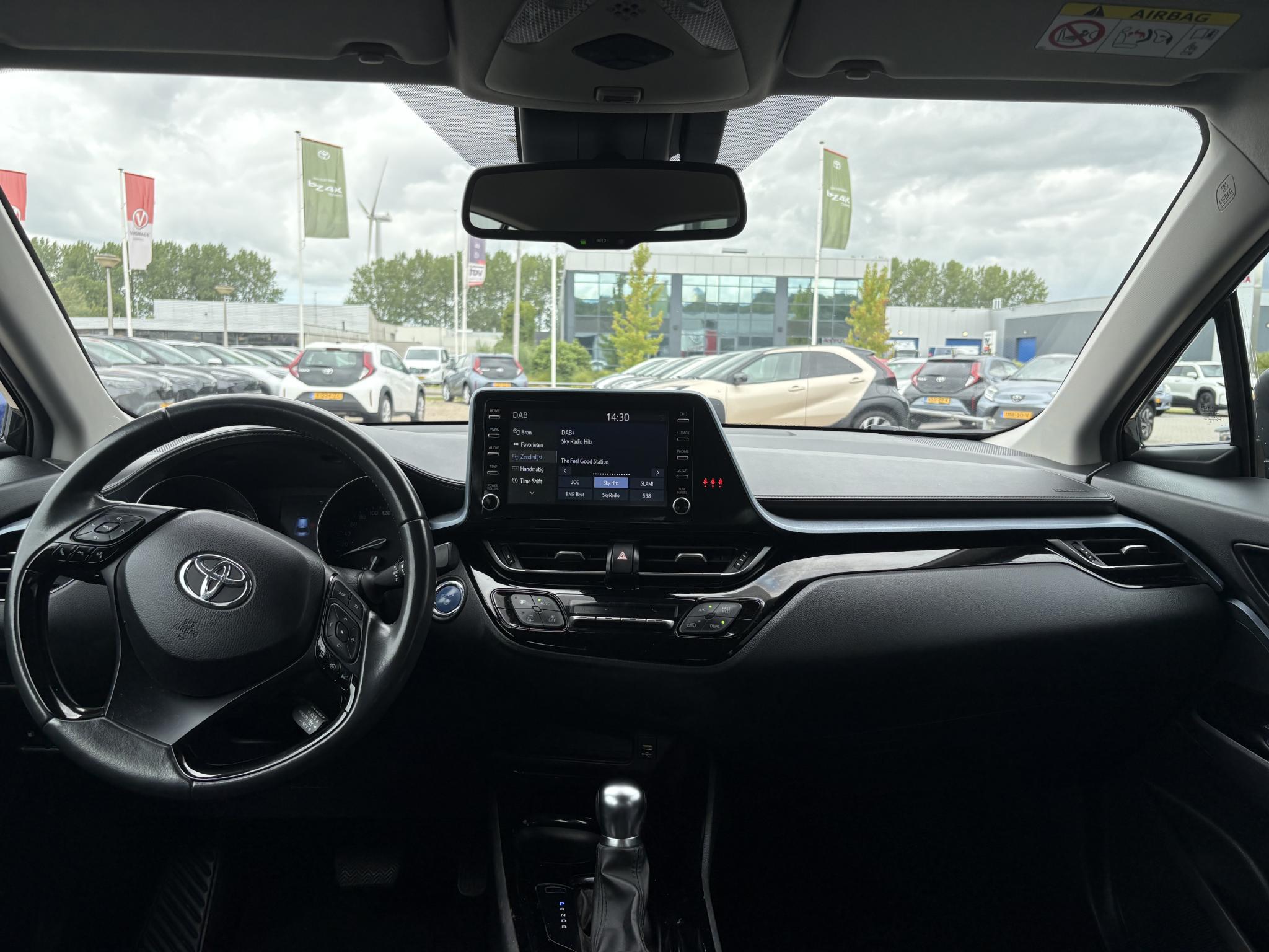 Foto van Toyota Toyota C-hr