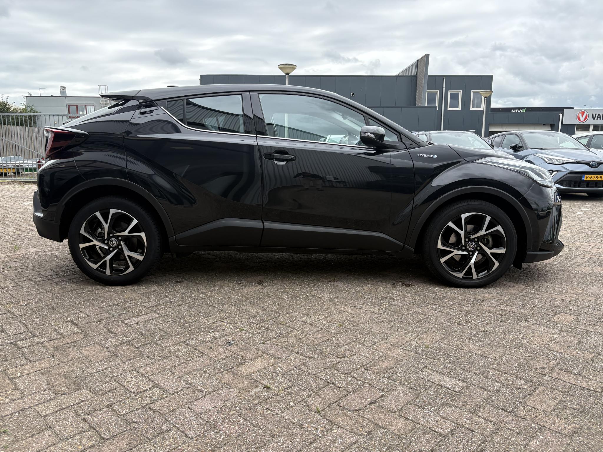 Foto van Toyota Toyota C-hr