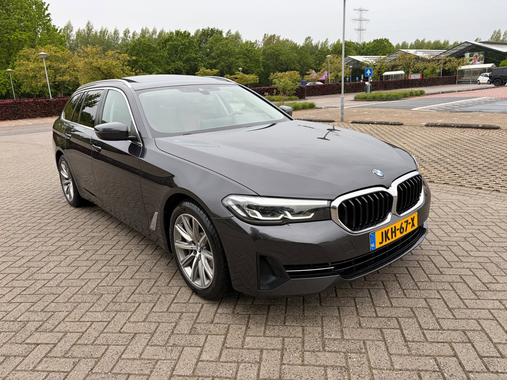 Foto van BMW 530e