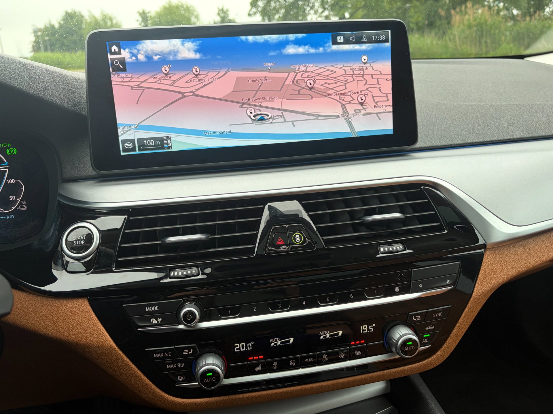 Foto van BMW 530e
