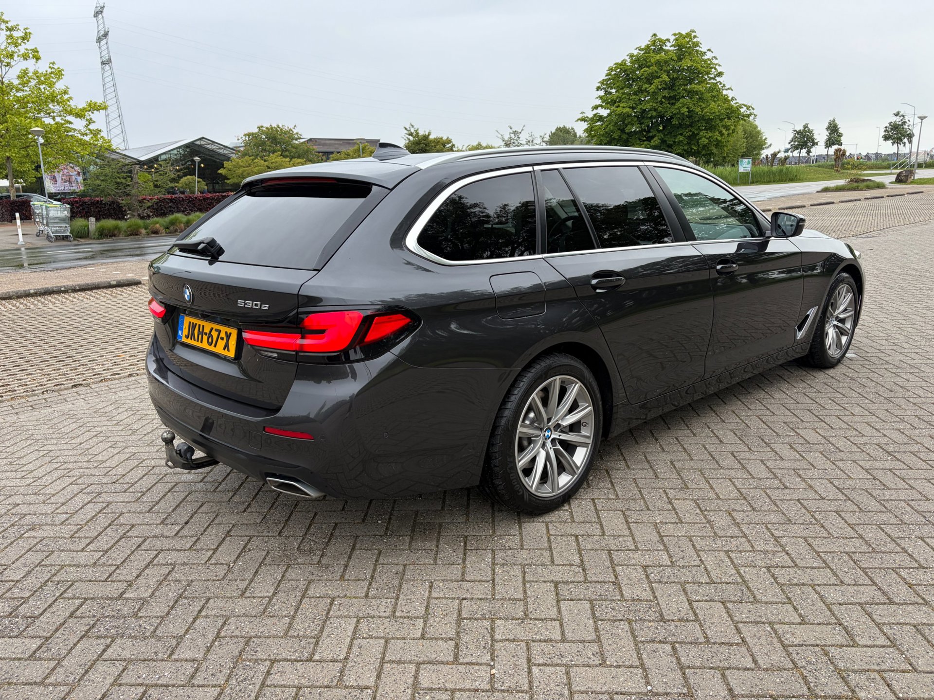 Foto van BMW 530e