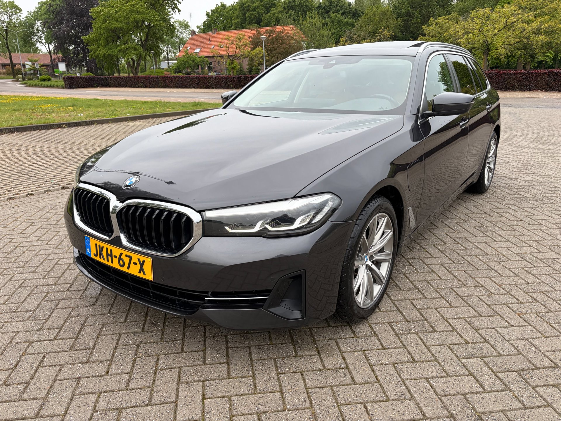 Foto van BMW 530e