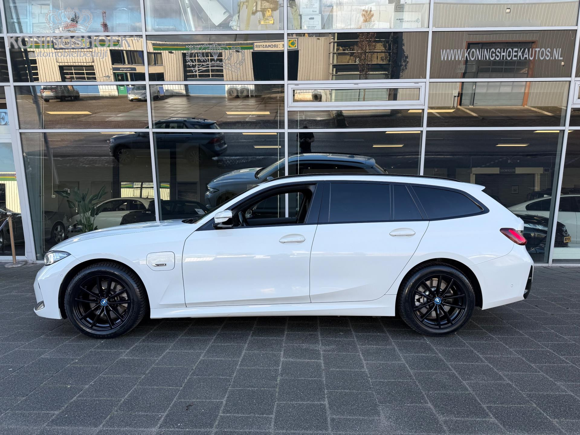 Foto van BMW 330e