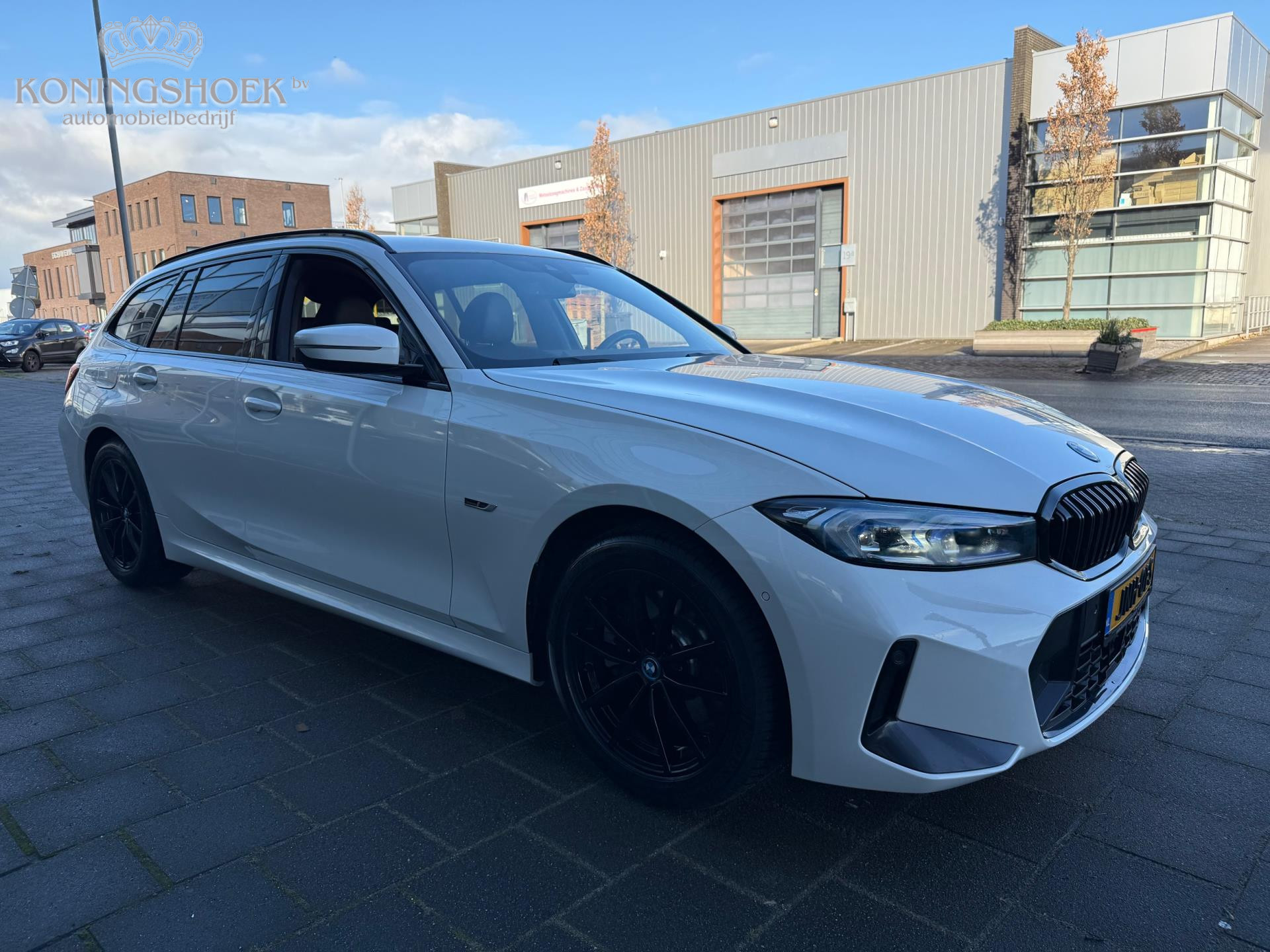 Foto van BMW 330e