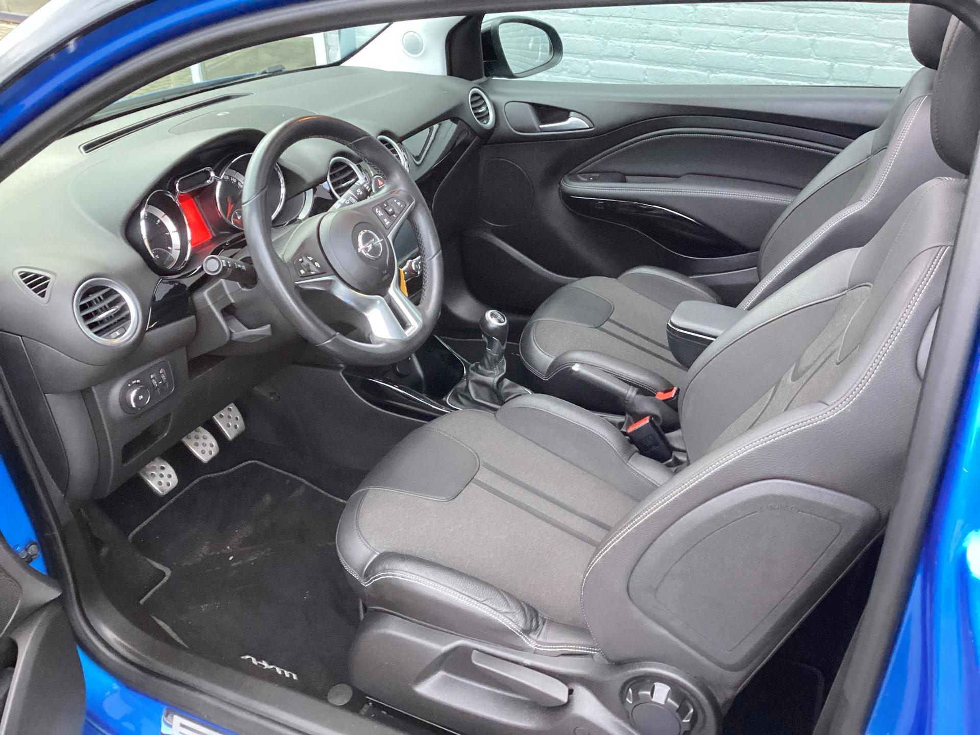 Foto van Opel Adam