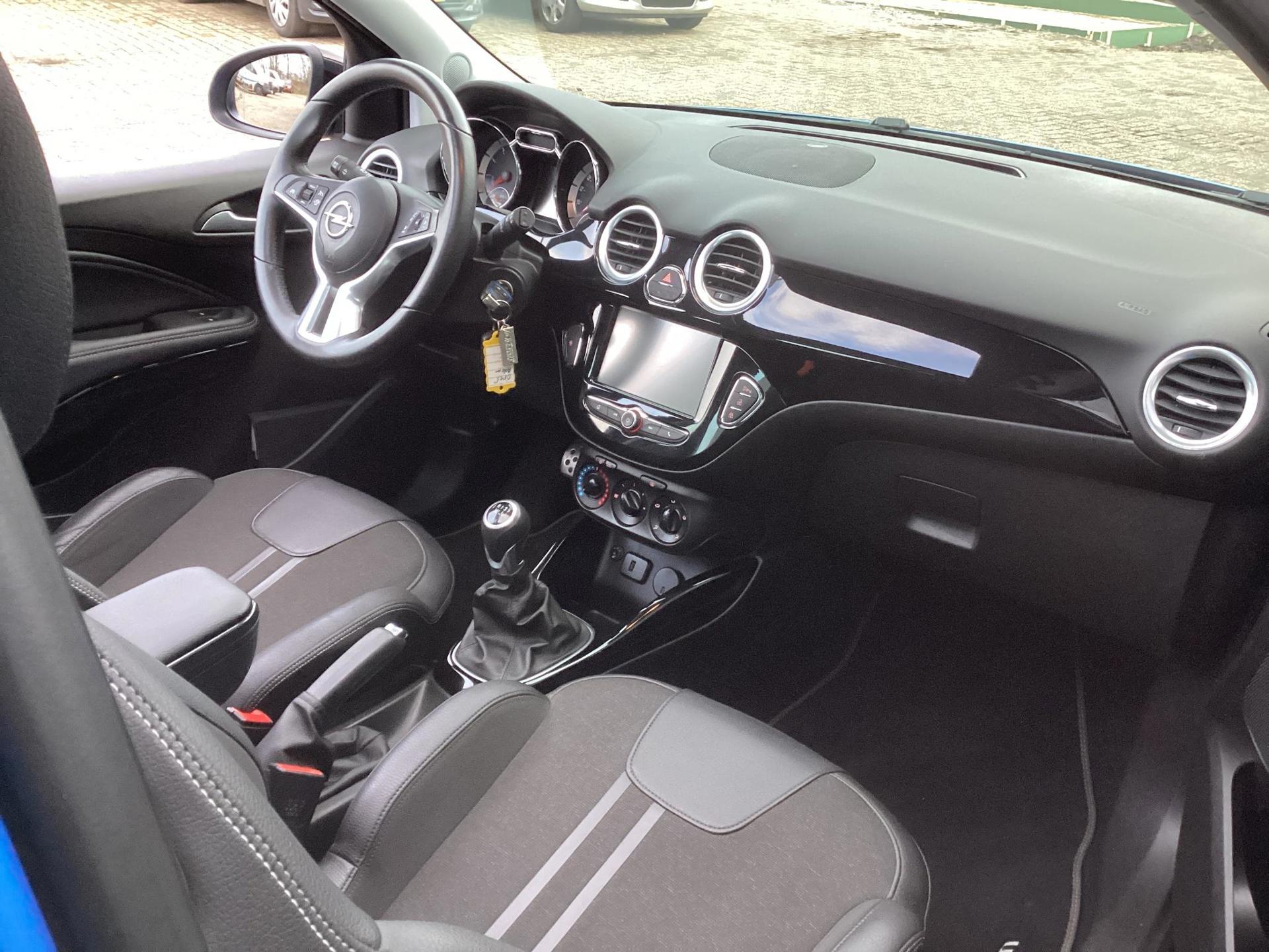 Foto van Opel Adam