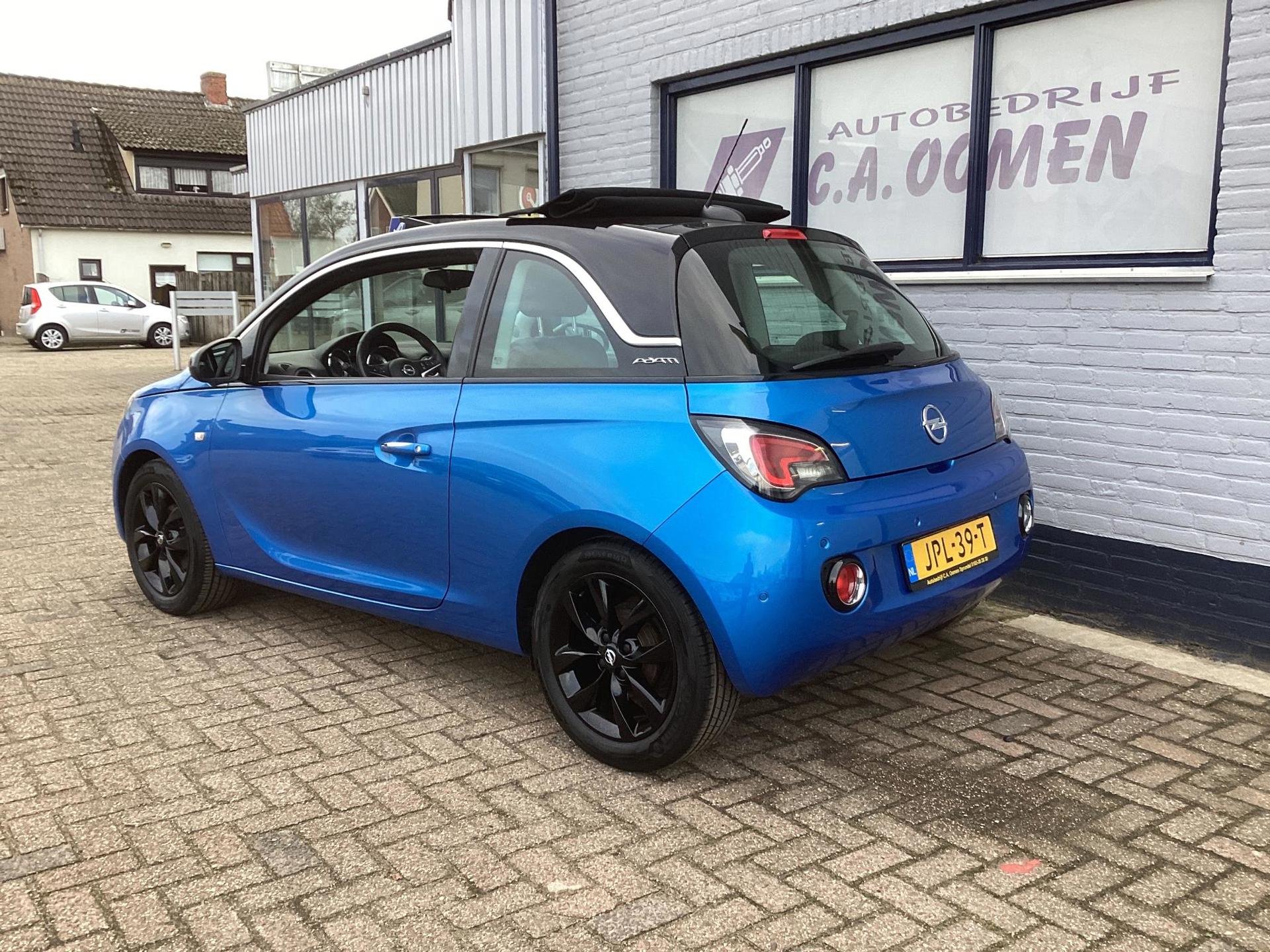 Foto van Opel Adam