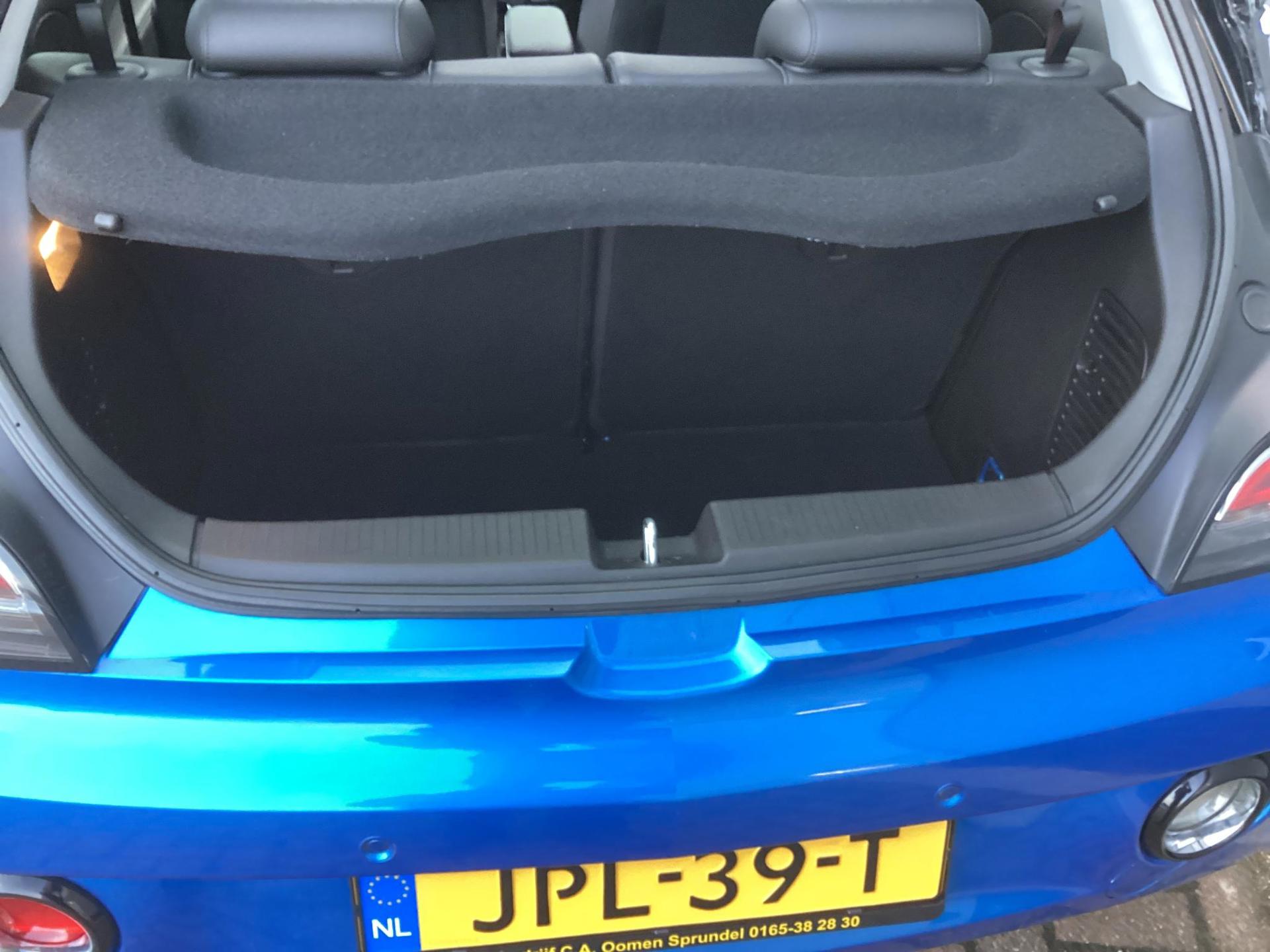 Foto van Opel Adam