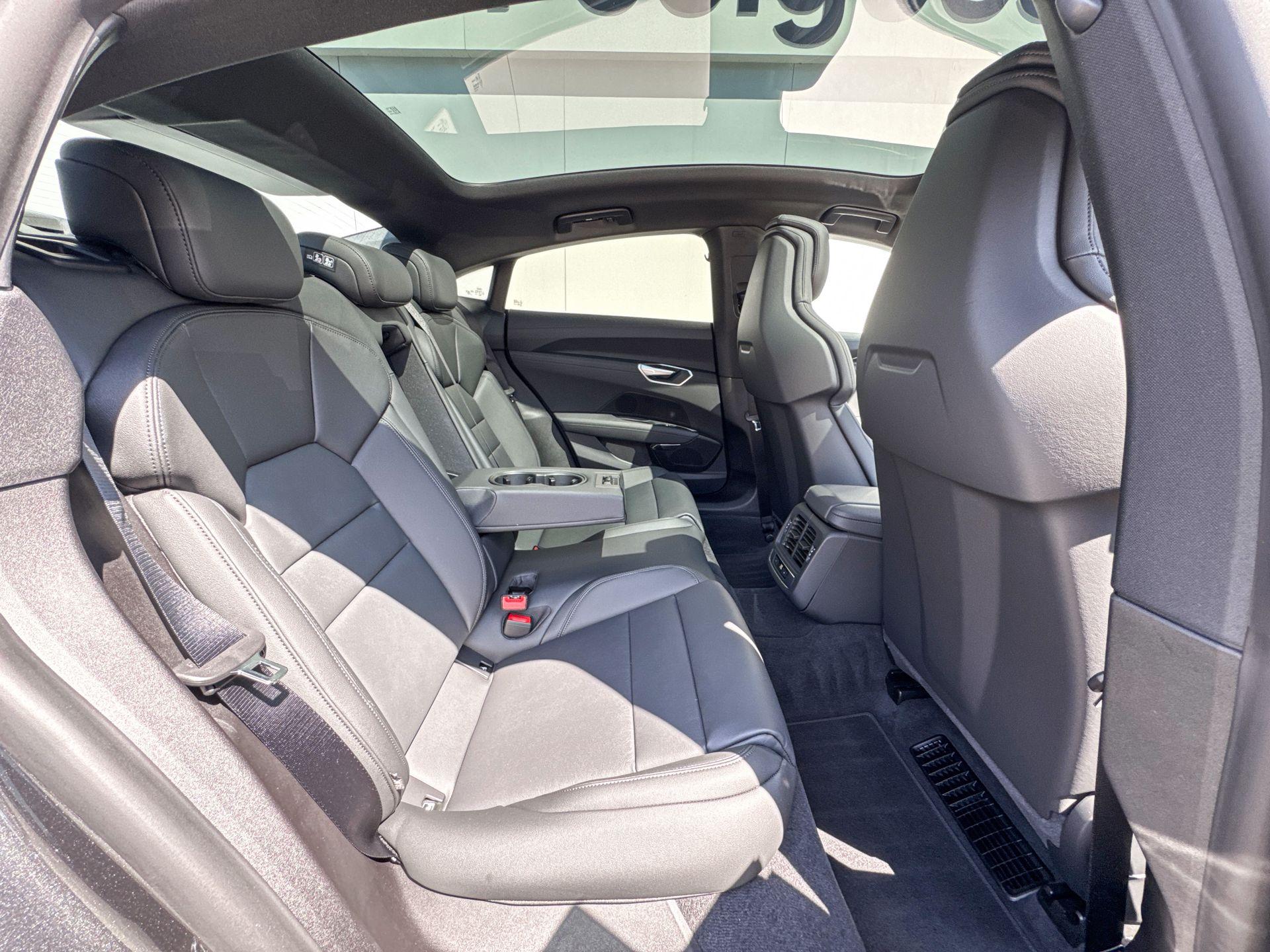 Foto van Audi E-tron GT
