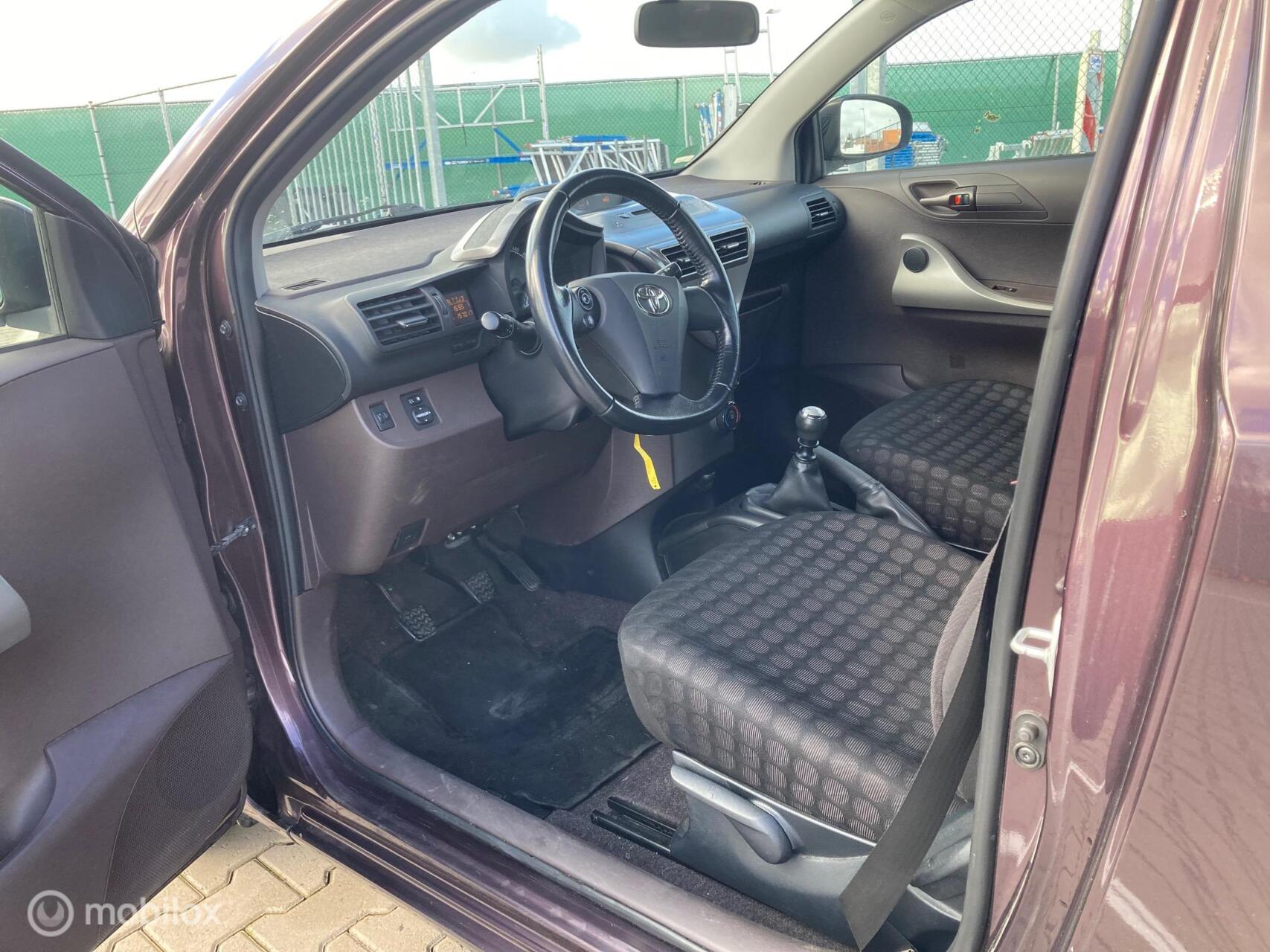Foto van Toyota Toyota Iq
