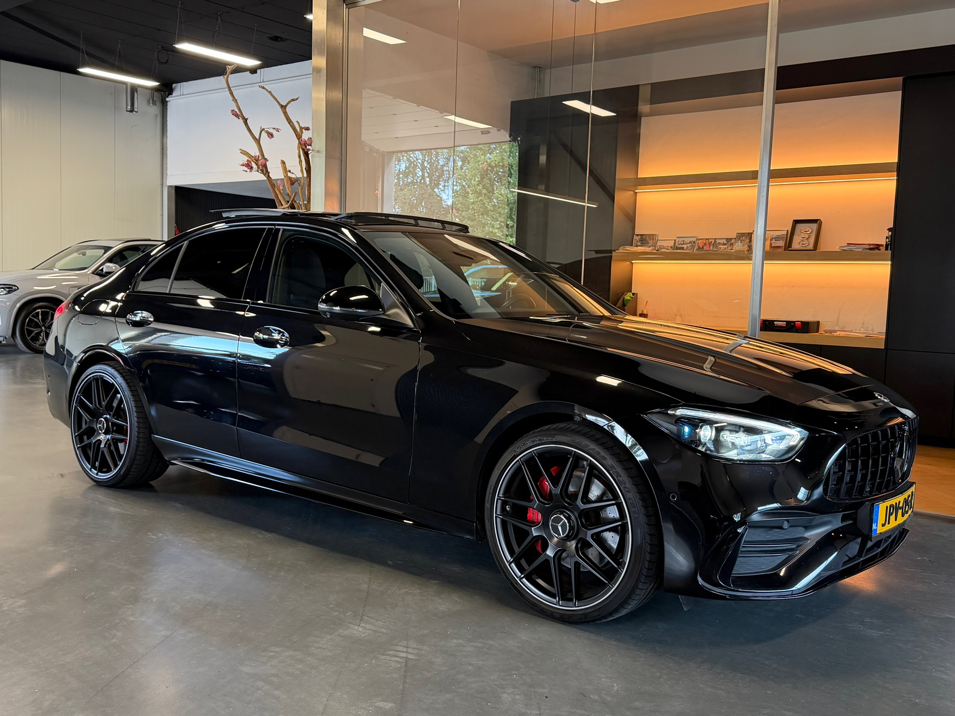 Mercedes-Benz C 300 E 300 e AMG Night Pano memory 360Cam. Head up 2022 - voorkant