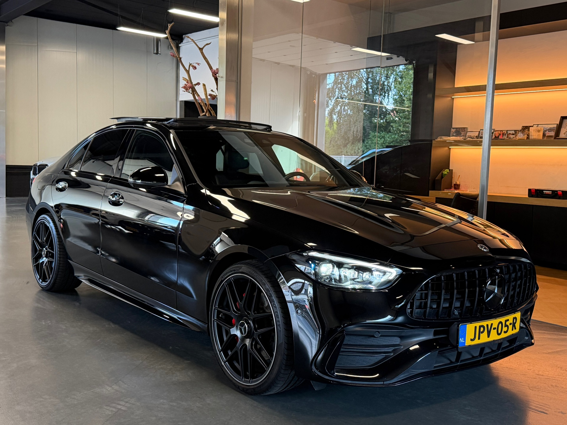Foto van Mercedes-Benz C 300 E