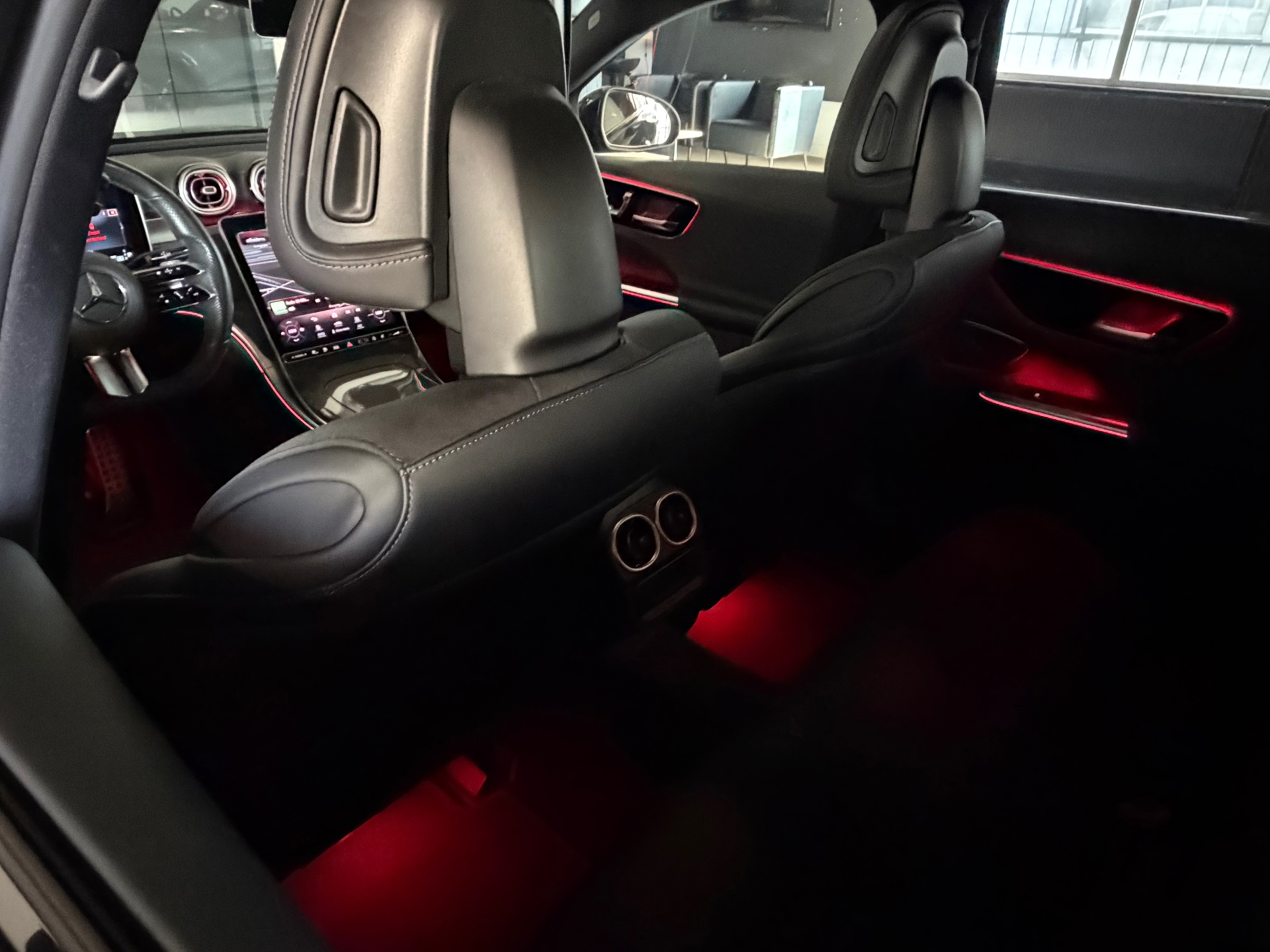 Foto van Mercedes-Benz C 300 E
