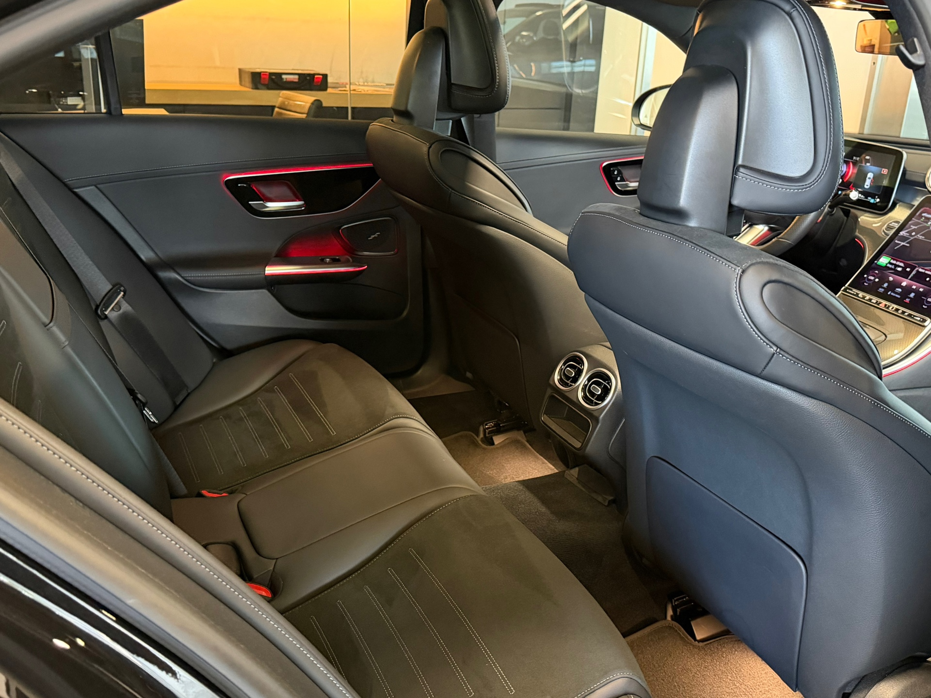 Foto van Mercedes-Benz C 300 E