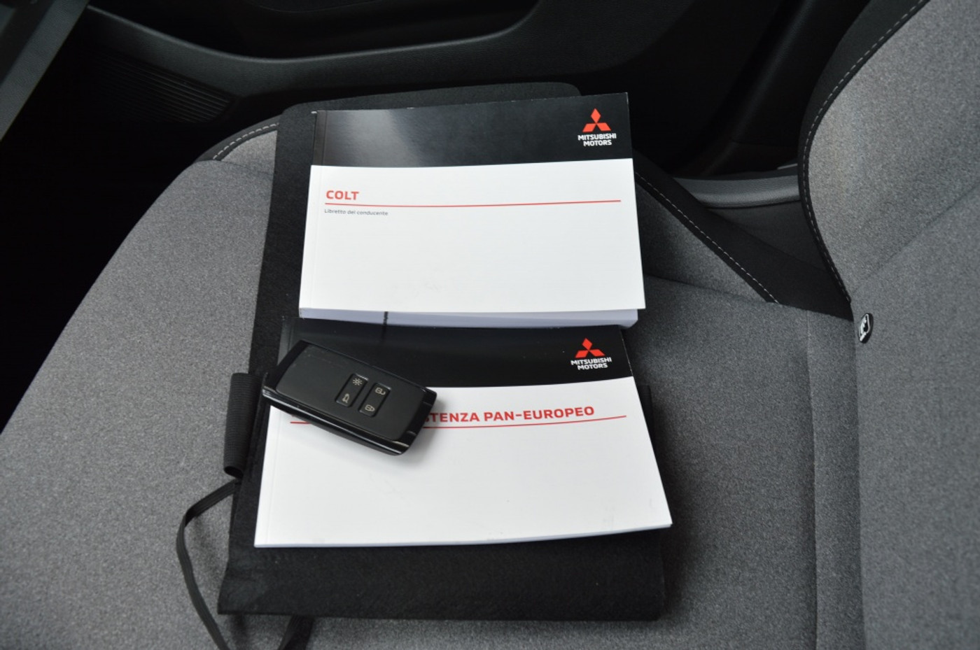 Foto van Mitsubishi Colt