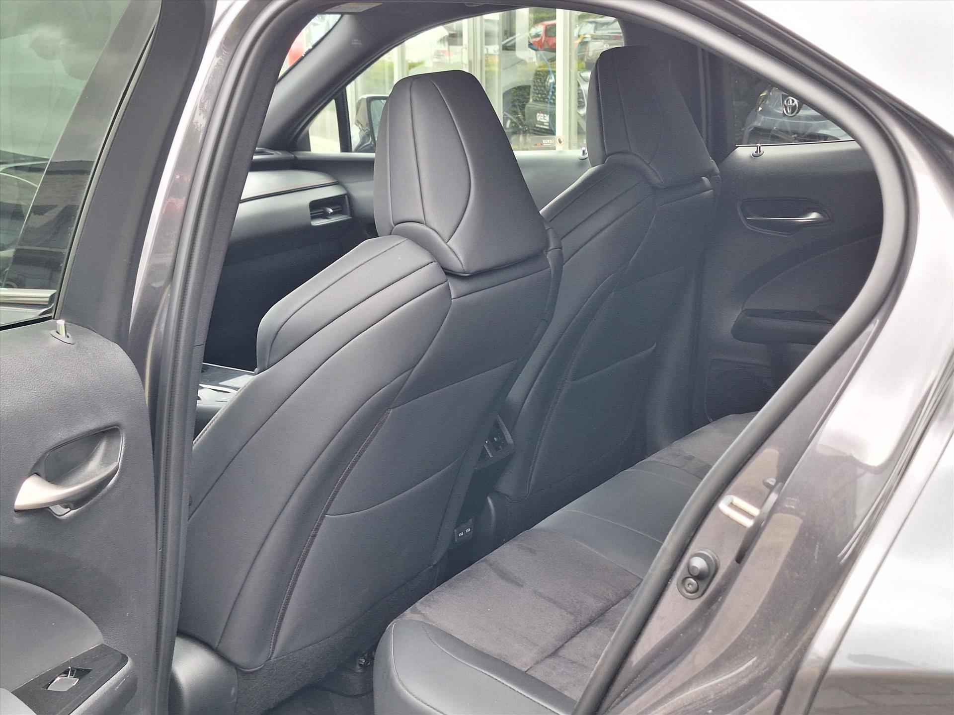 Foto van Lexus Lexus Ux250h