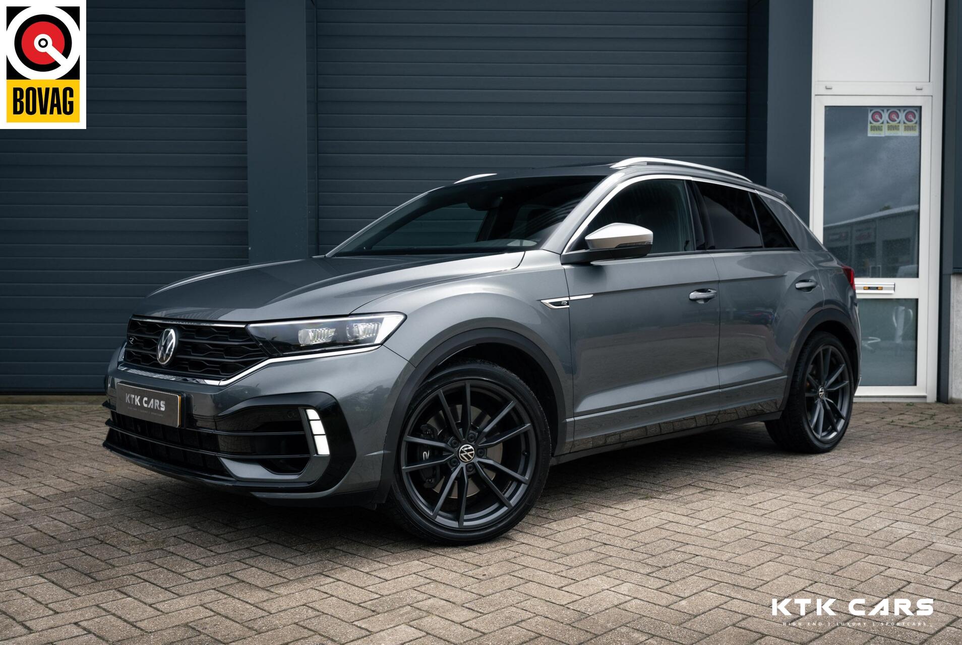 Volkswagen T-roc 2.0 TSI 4Motion R Akra|Pano|DCC|Beats|Camera|Trekhaak|Carplay 2021 - voorkant
