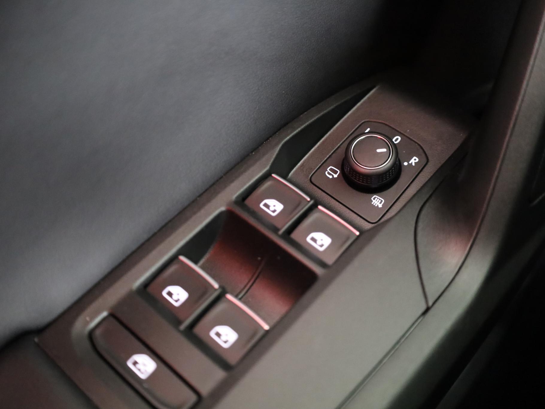 Foto van Seat Seat Leon SP E-hybrid150