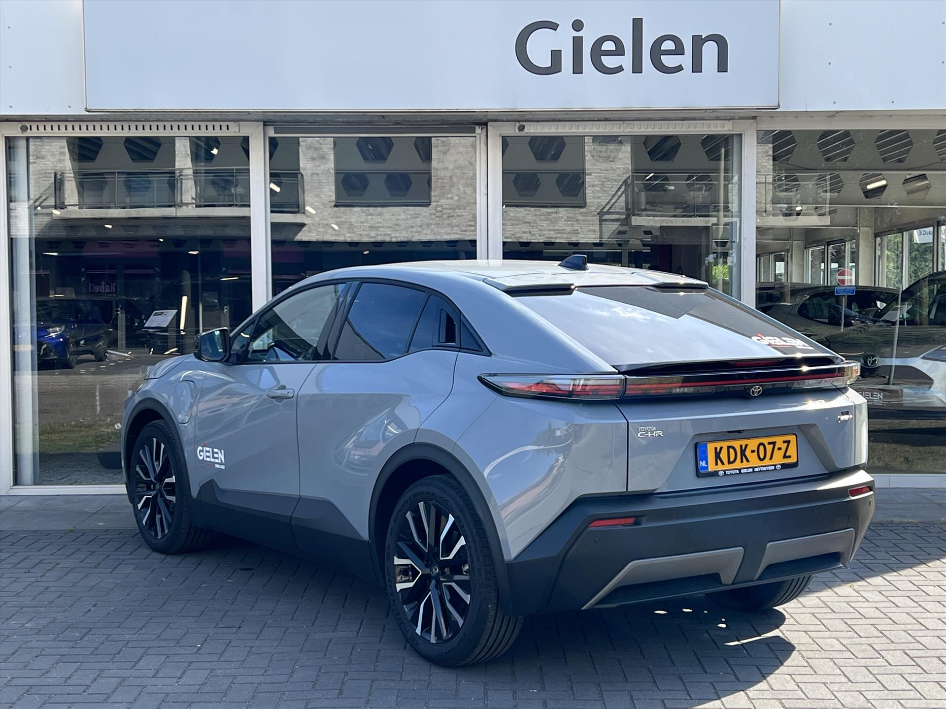 Foto van Toyota Toyota C-hr