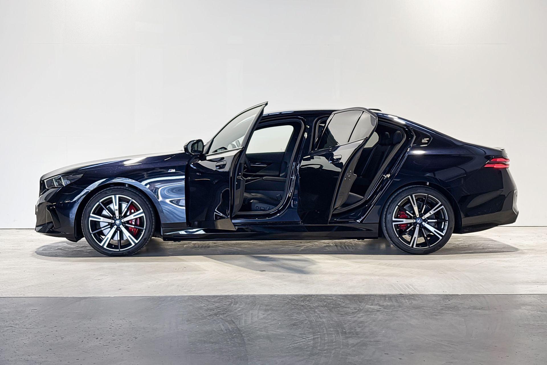 Foto van BMW I5 Edrive40
