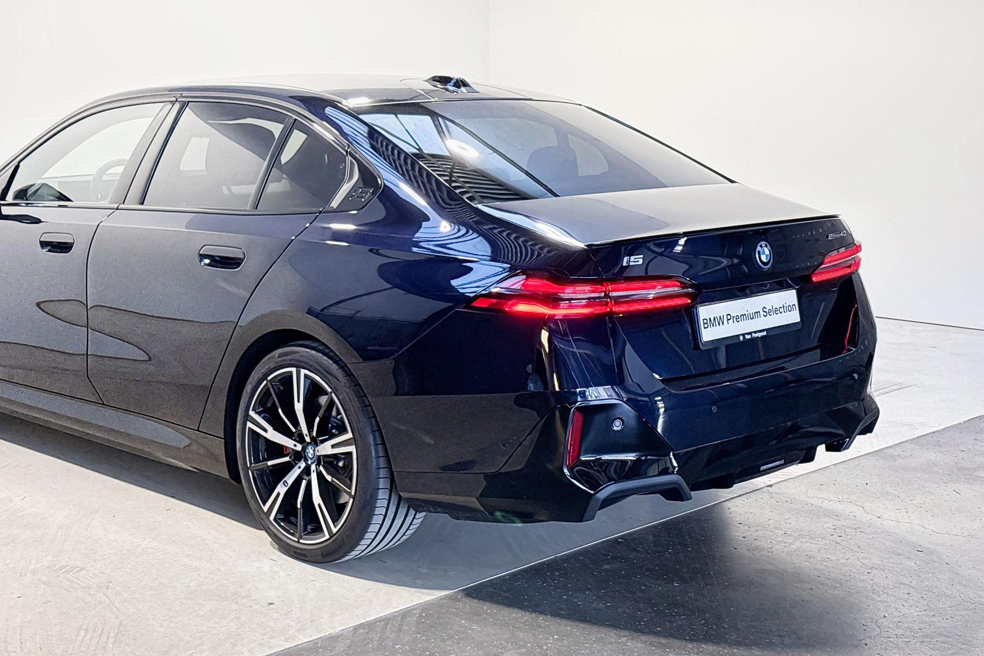 Foto van BMW I5 Edrive40