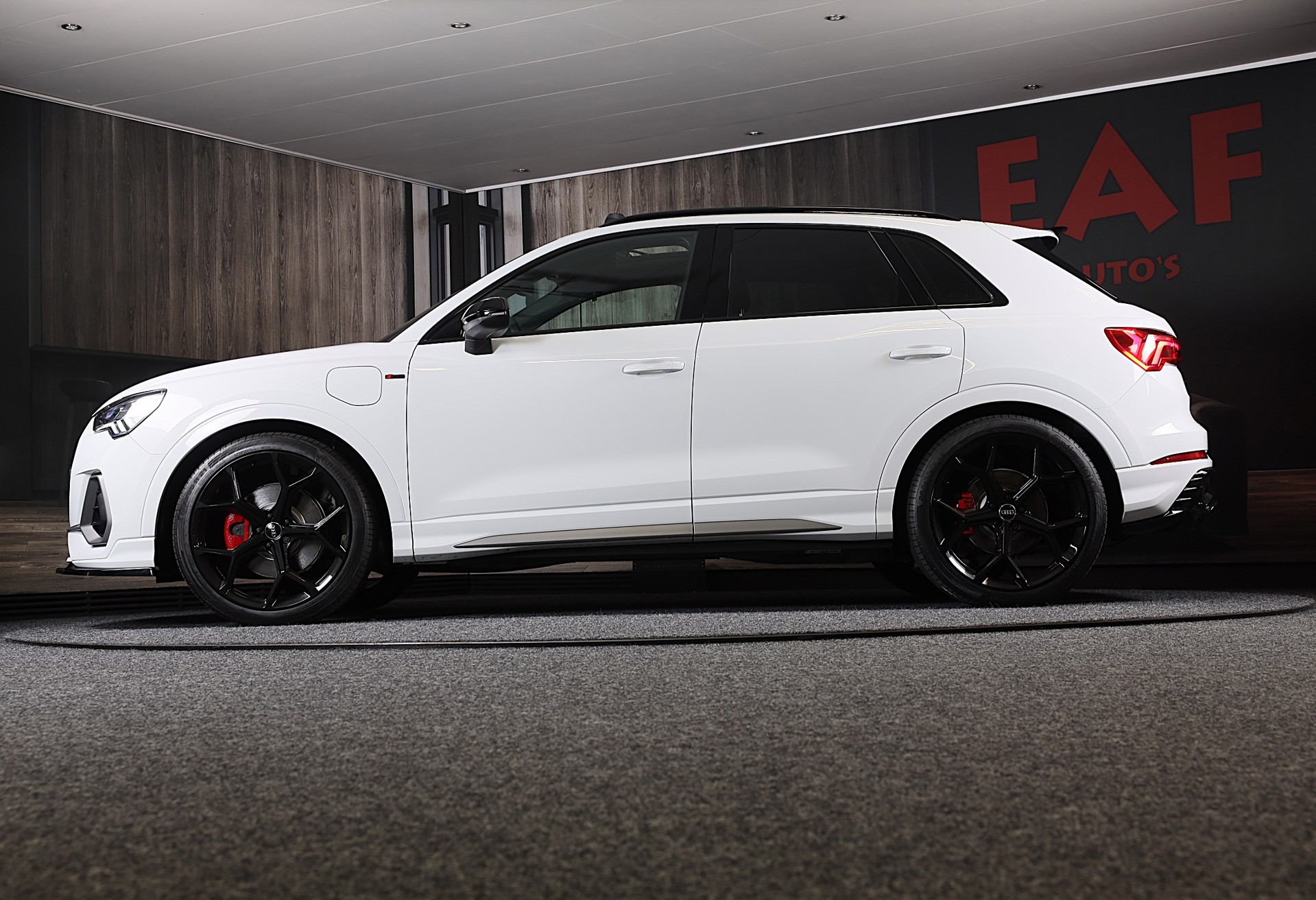 Foto van Audi Q3 E-tron