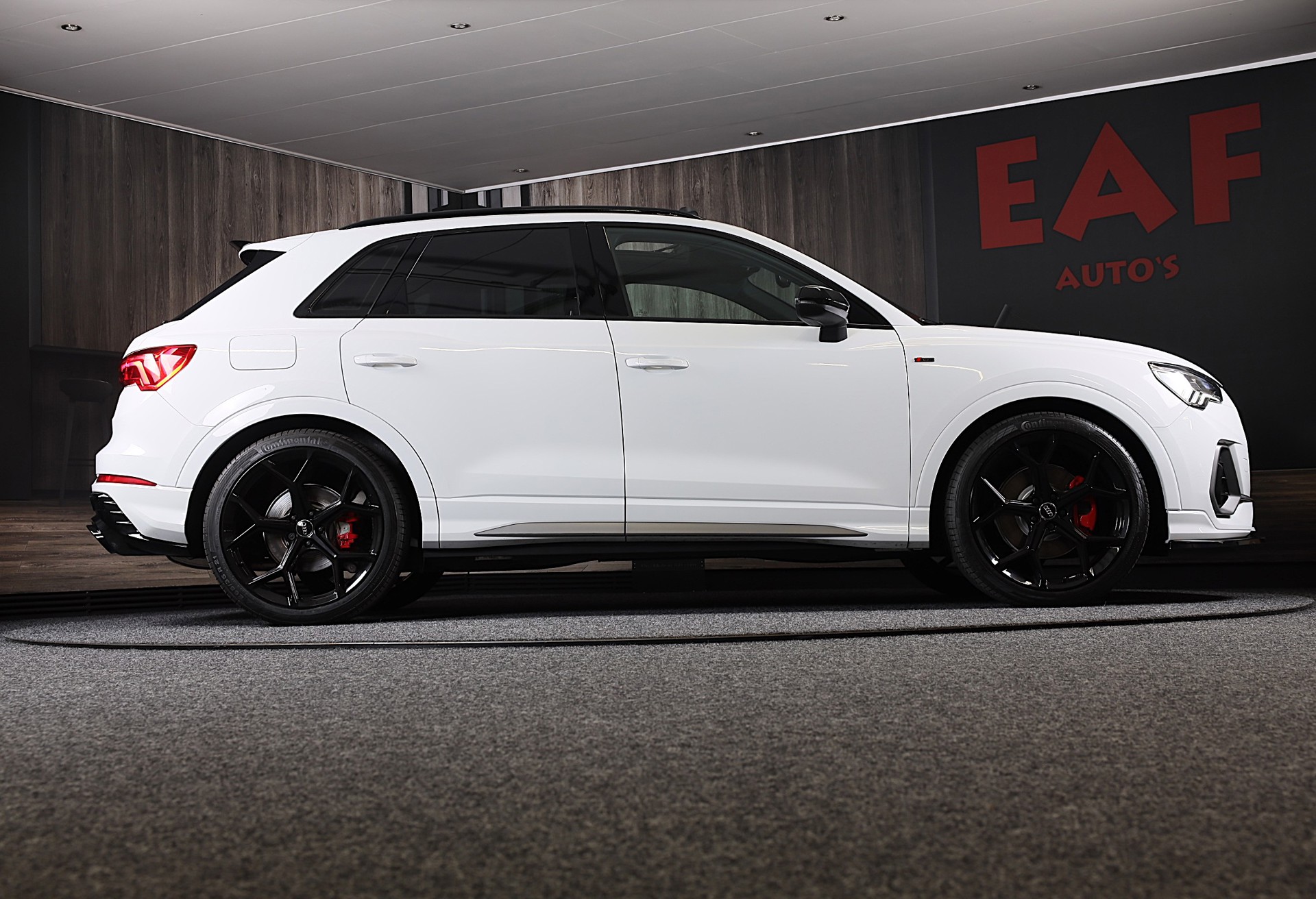 Foto van Audi Q3 E-tron