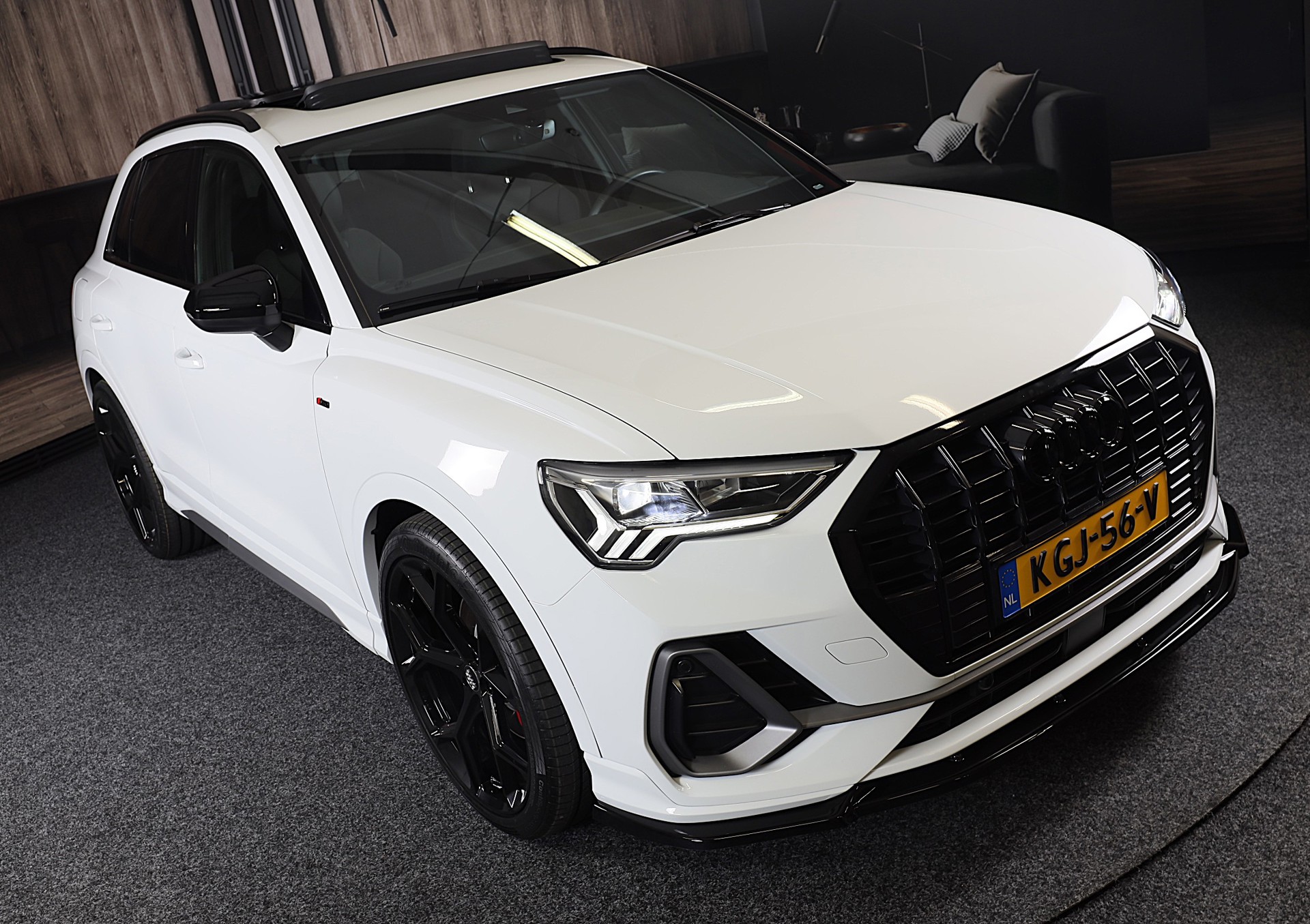 Foto van Audi Q3 E-tron