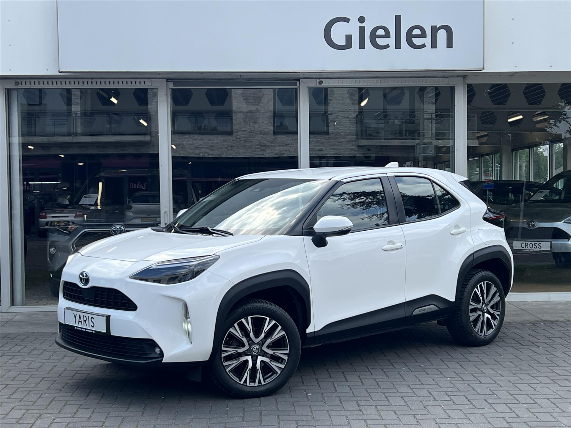Toyota Toyota Yaris Cross 1.5 Hybrid Active Plus | Lichtmetalen velgen, Apple CarPlay/Android auto, Parkeercamera, Adaptive cruise control 2021 - voorkant