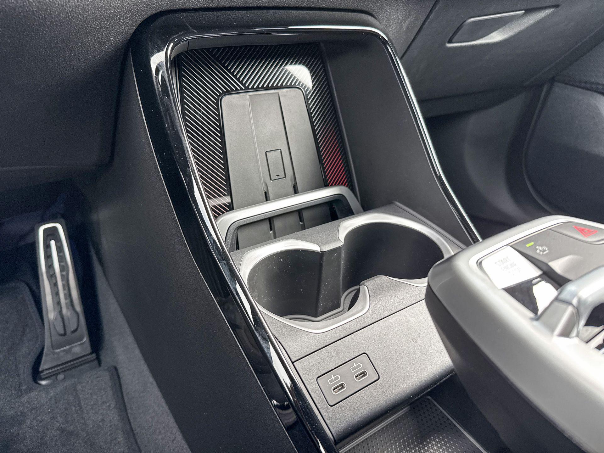 Foto van BMW X1 Xdrive25e