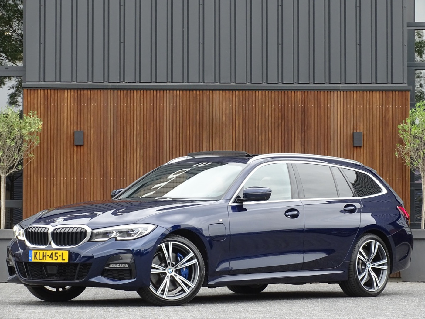 Cupra Formentor E-hybrid 330e 292PK M-sport Individual / Laser / 360° / Pano / ACC / Meri 2020 - voorkant