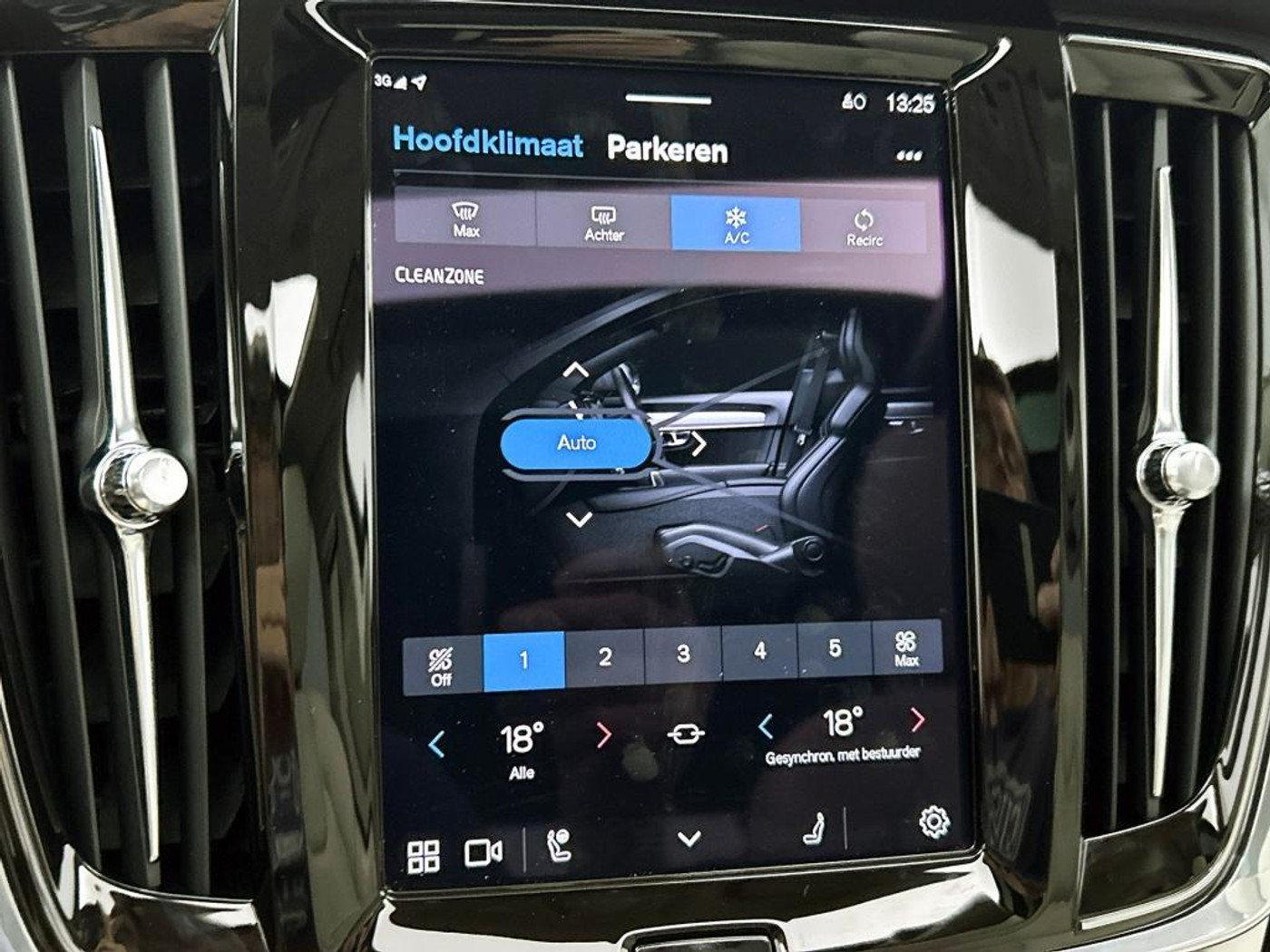 Foto van Volvo V90