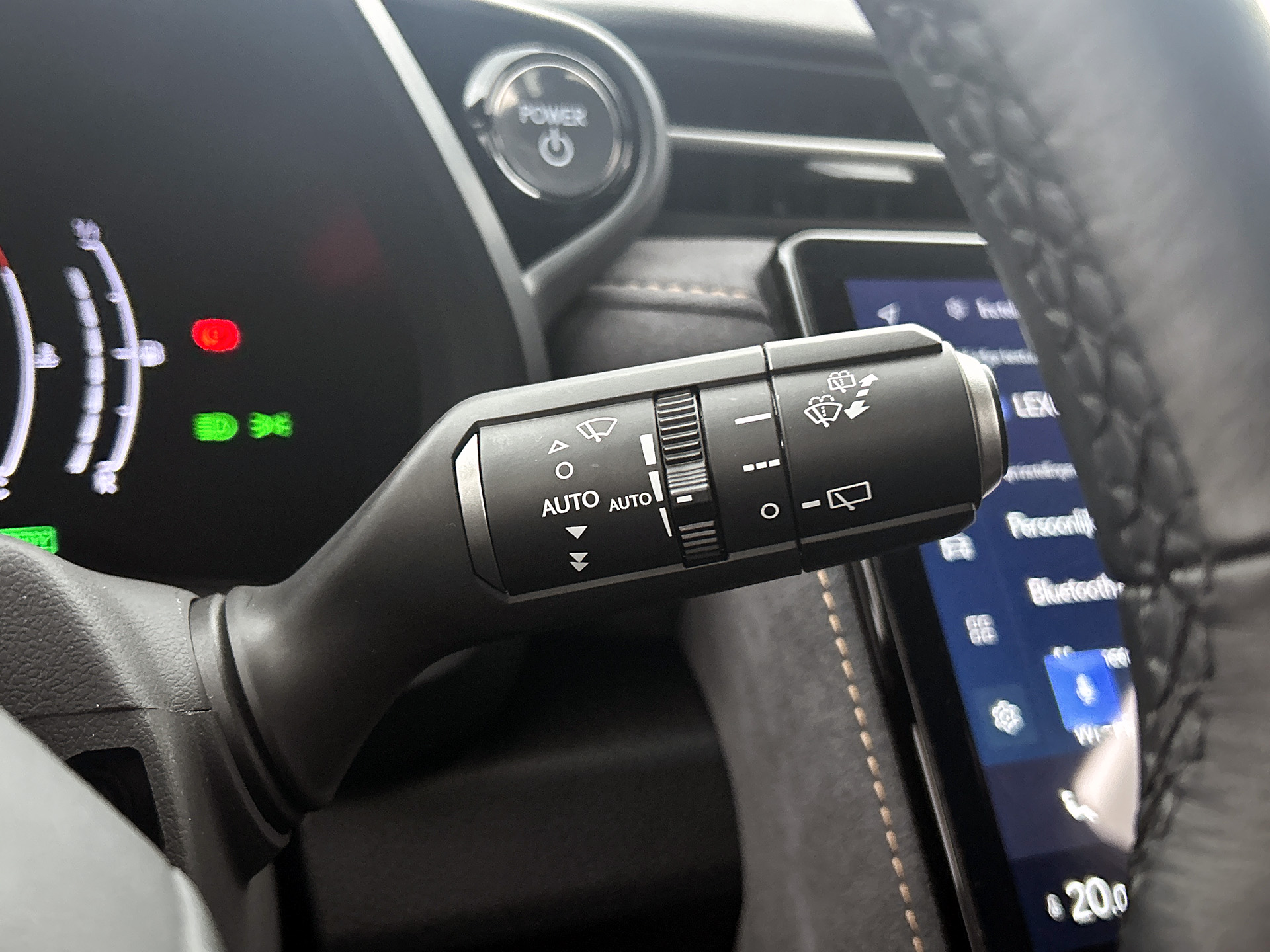 Foto van Lexus Lexus LBX