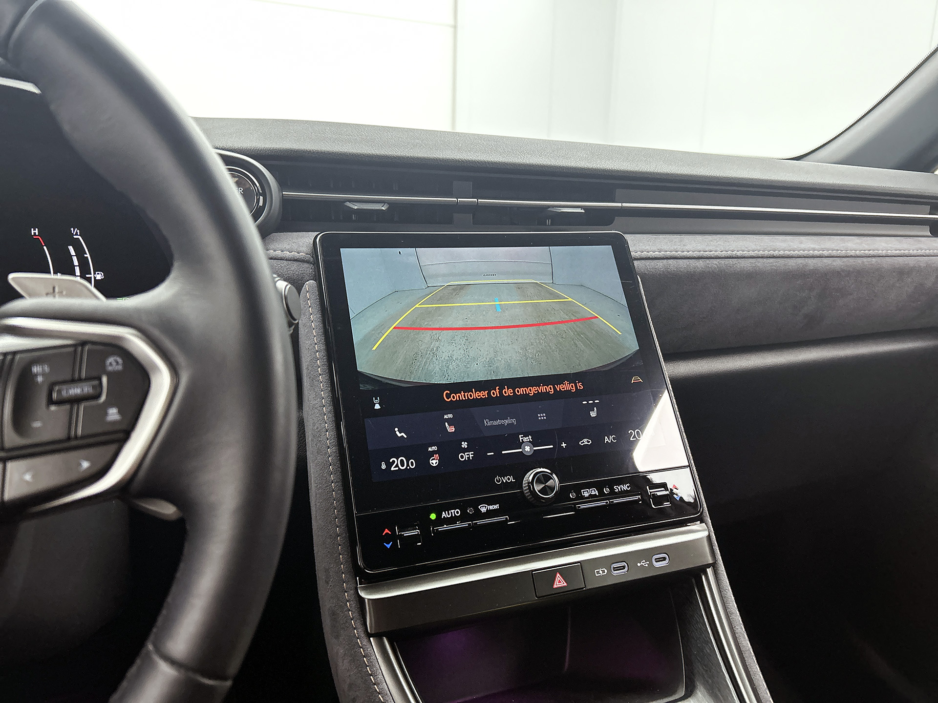 Foto van Lexus Lexus LBX